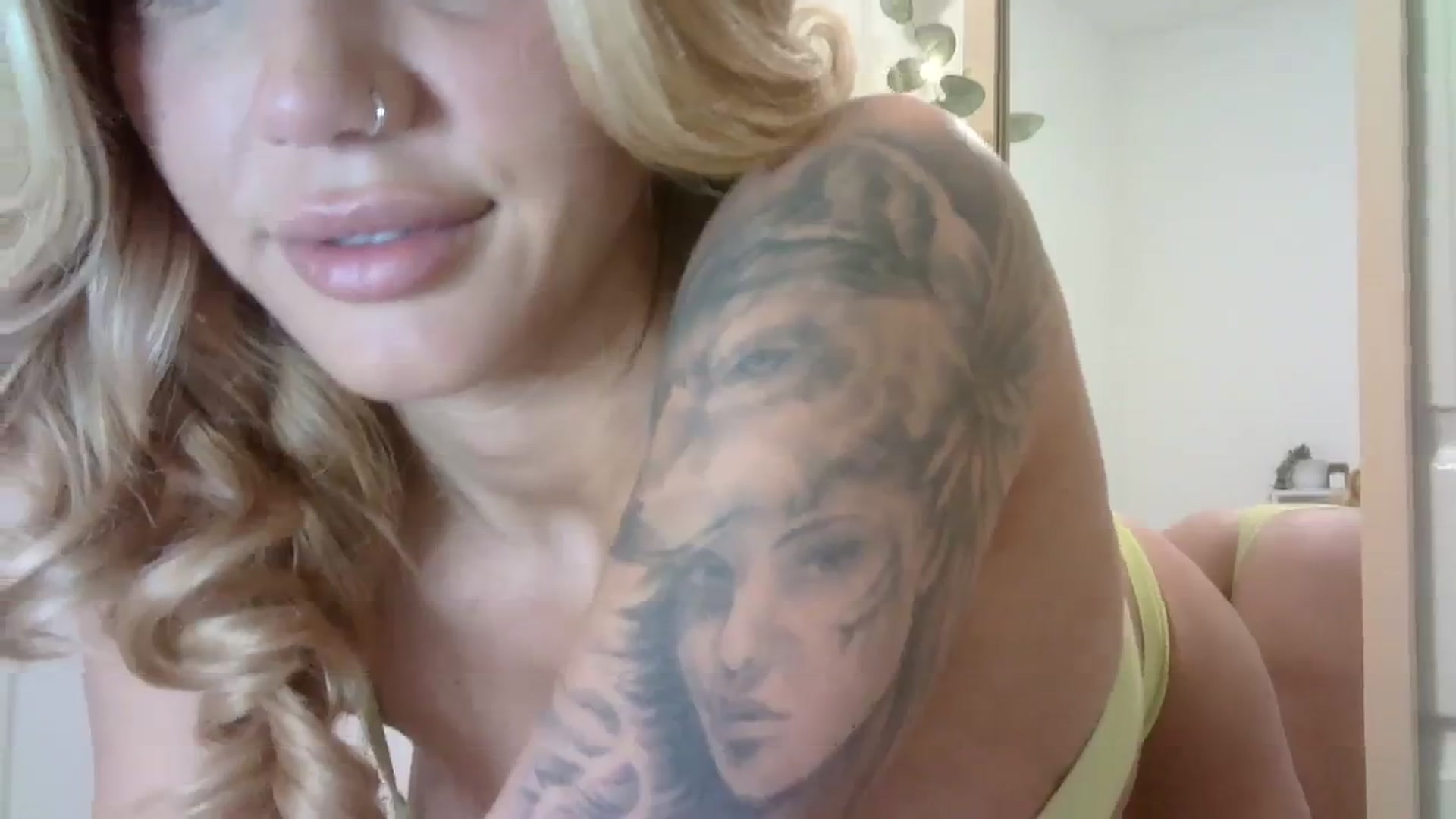 MissRose2792 video thumbnail