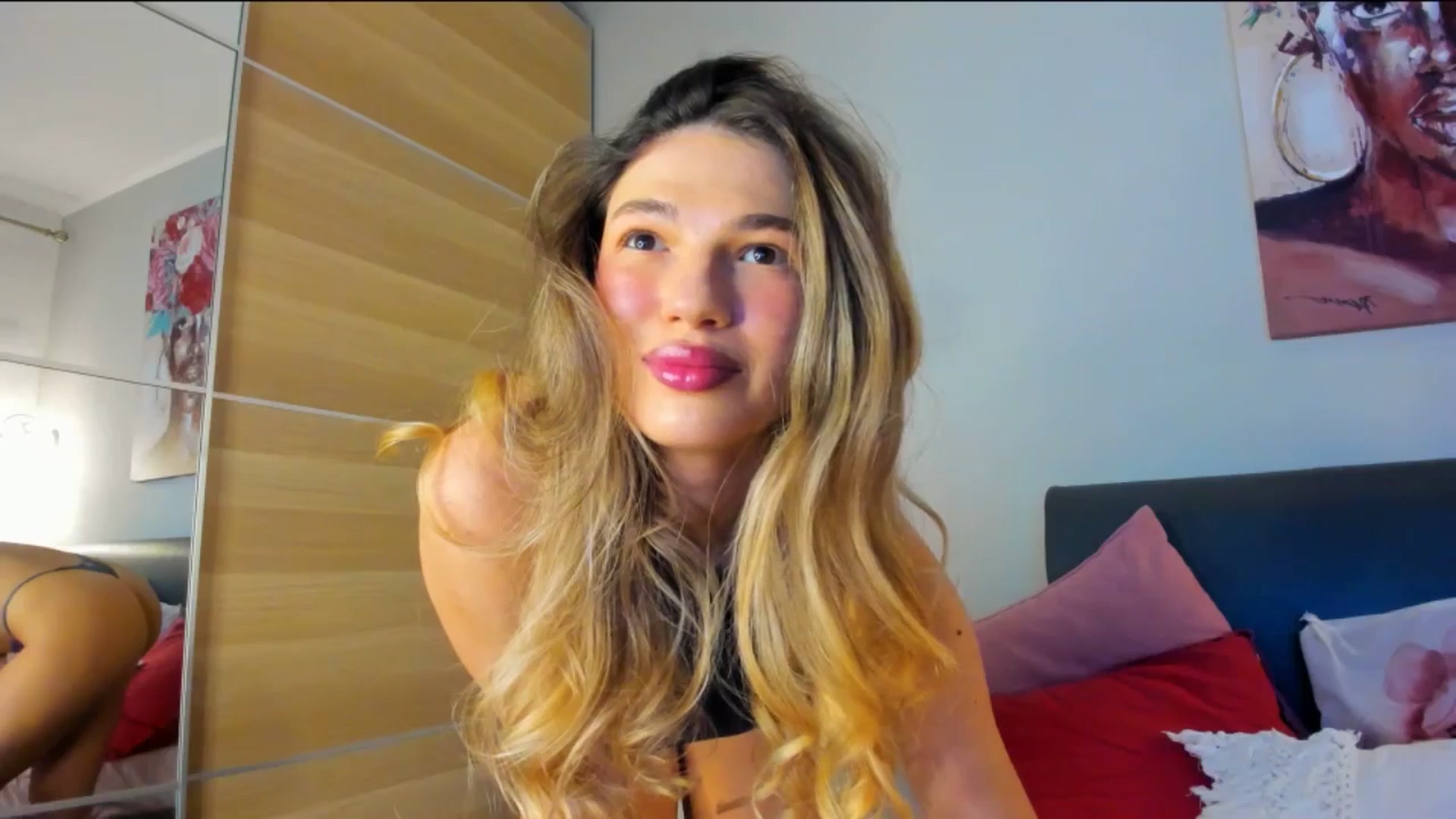 Dariadely video thumbnail