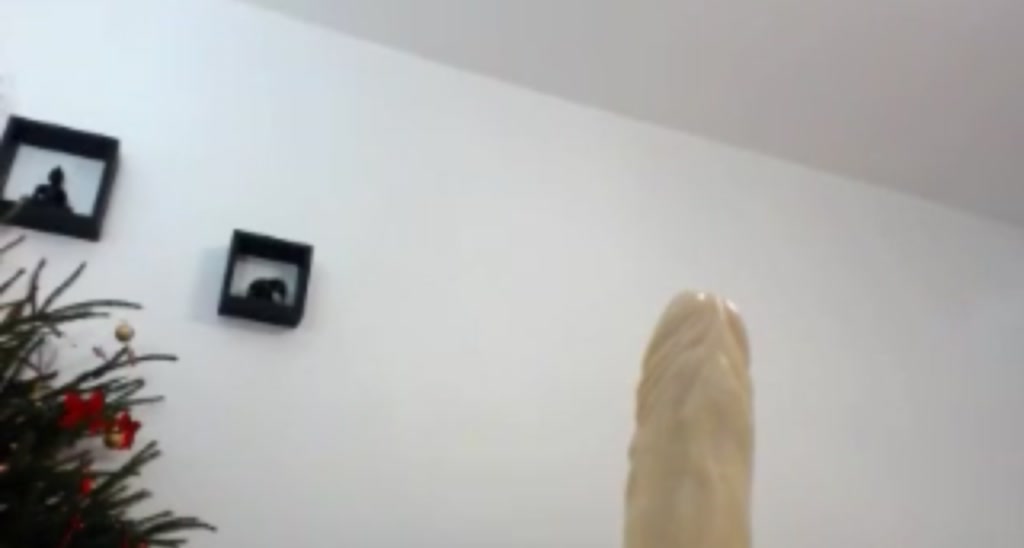 LilaBru video thumbnail