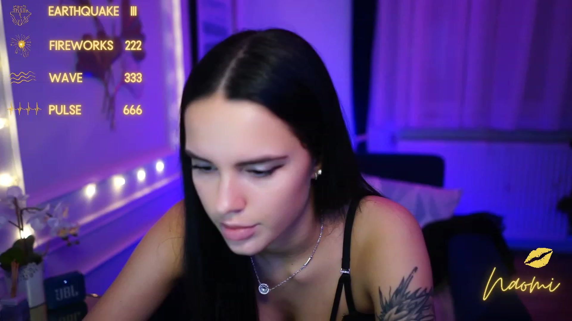 cinnabellee video thumbnail