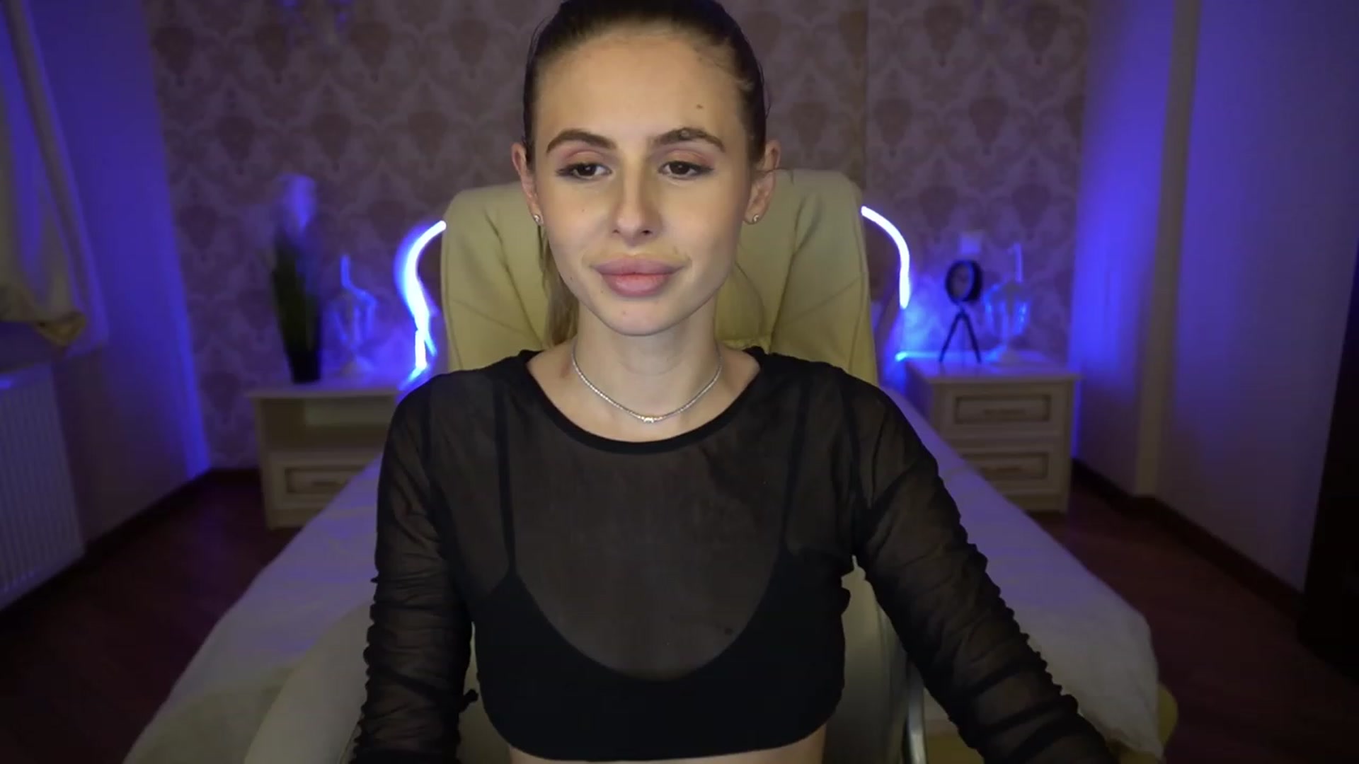 MissGadriela video thumbnail