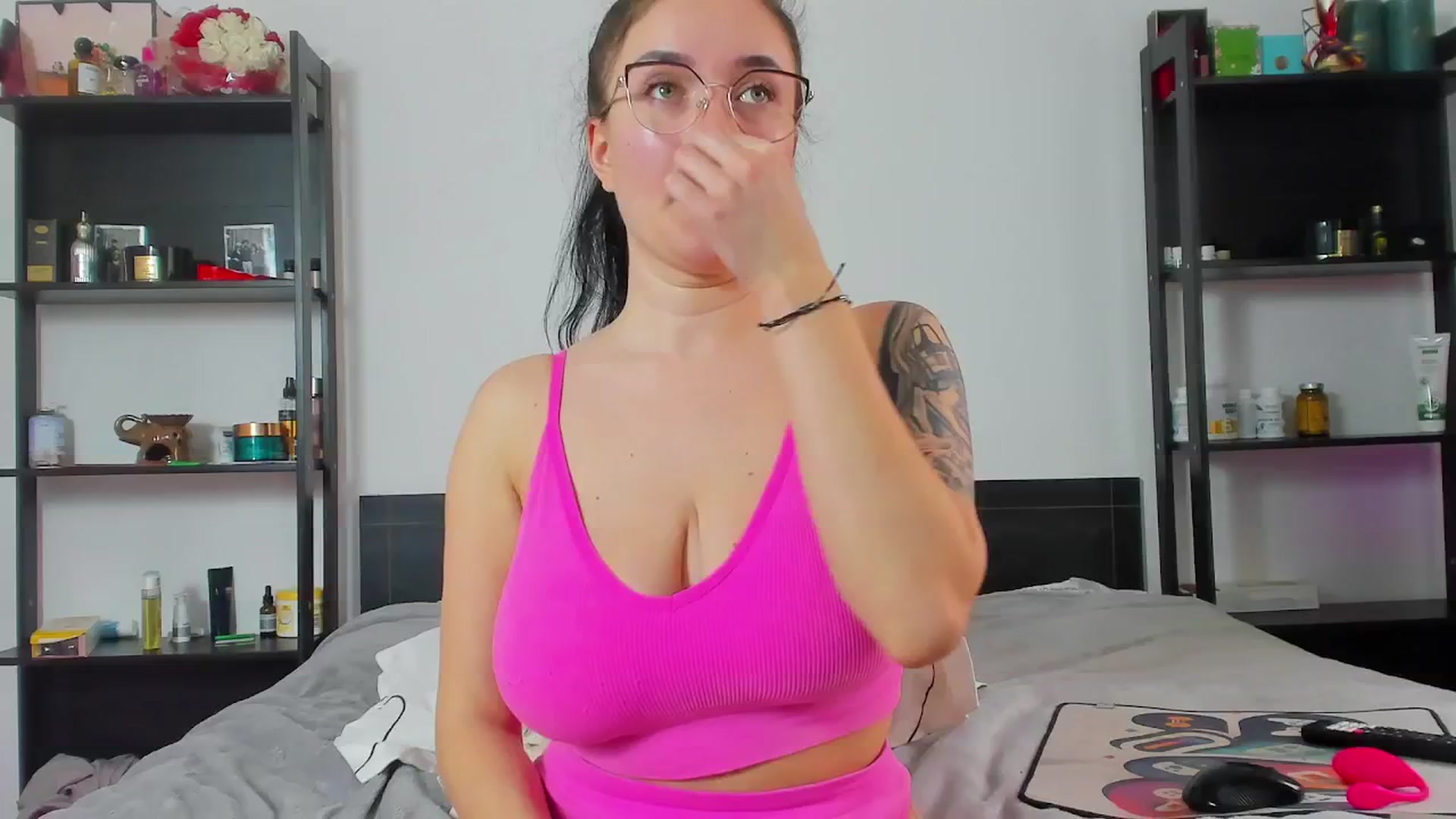 yourbustygirl video thumbnail