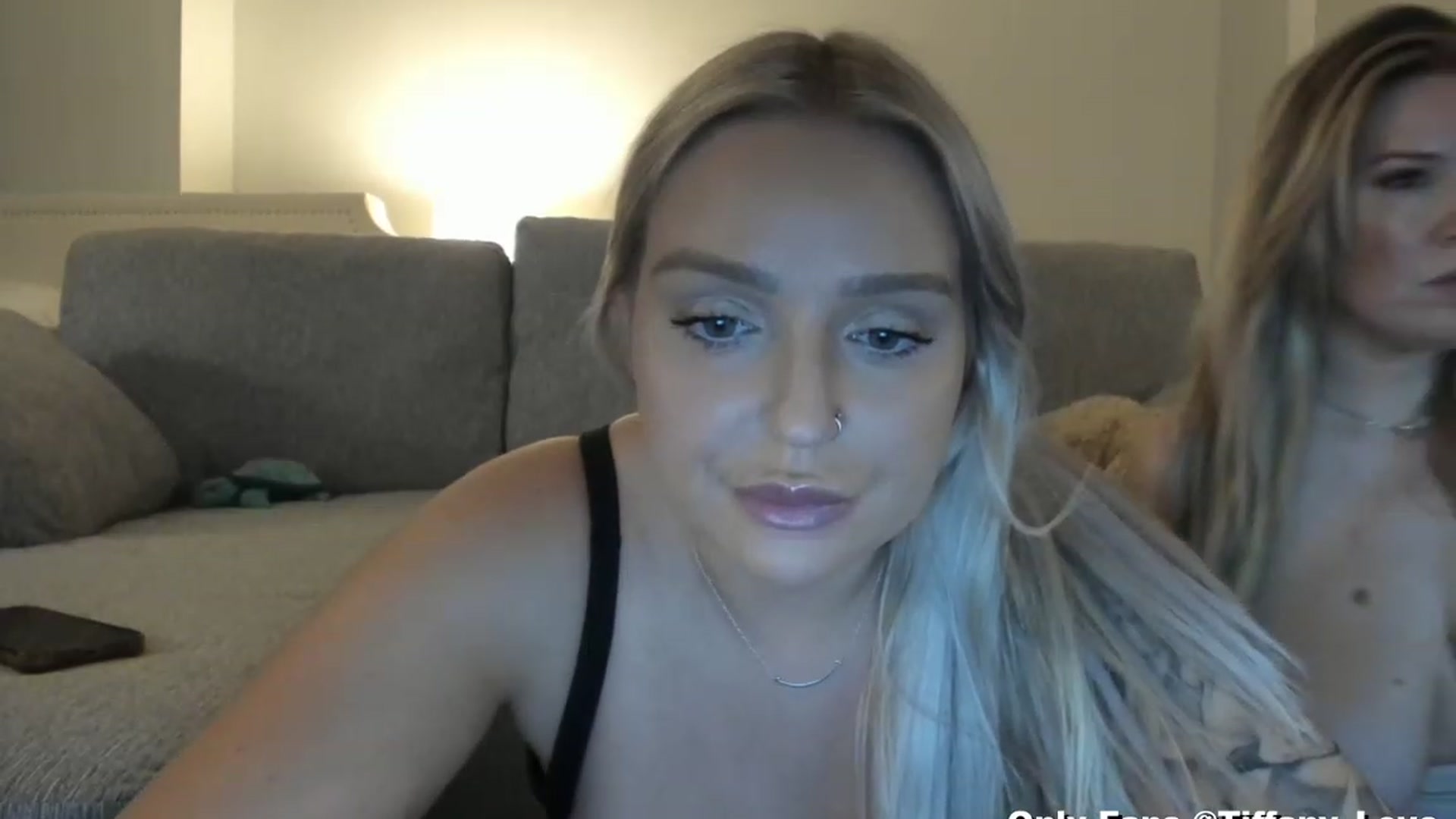 KissMyTitsPls video thumbnail