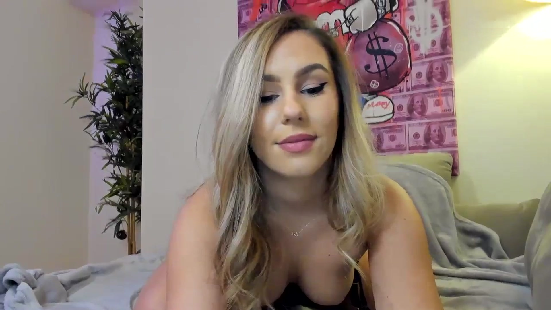 Hailey_Honeyy video thumbnail