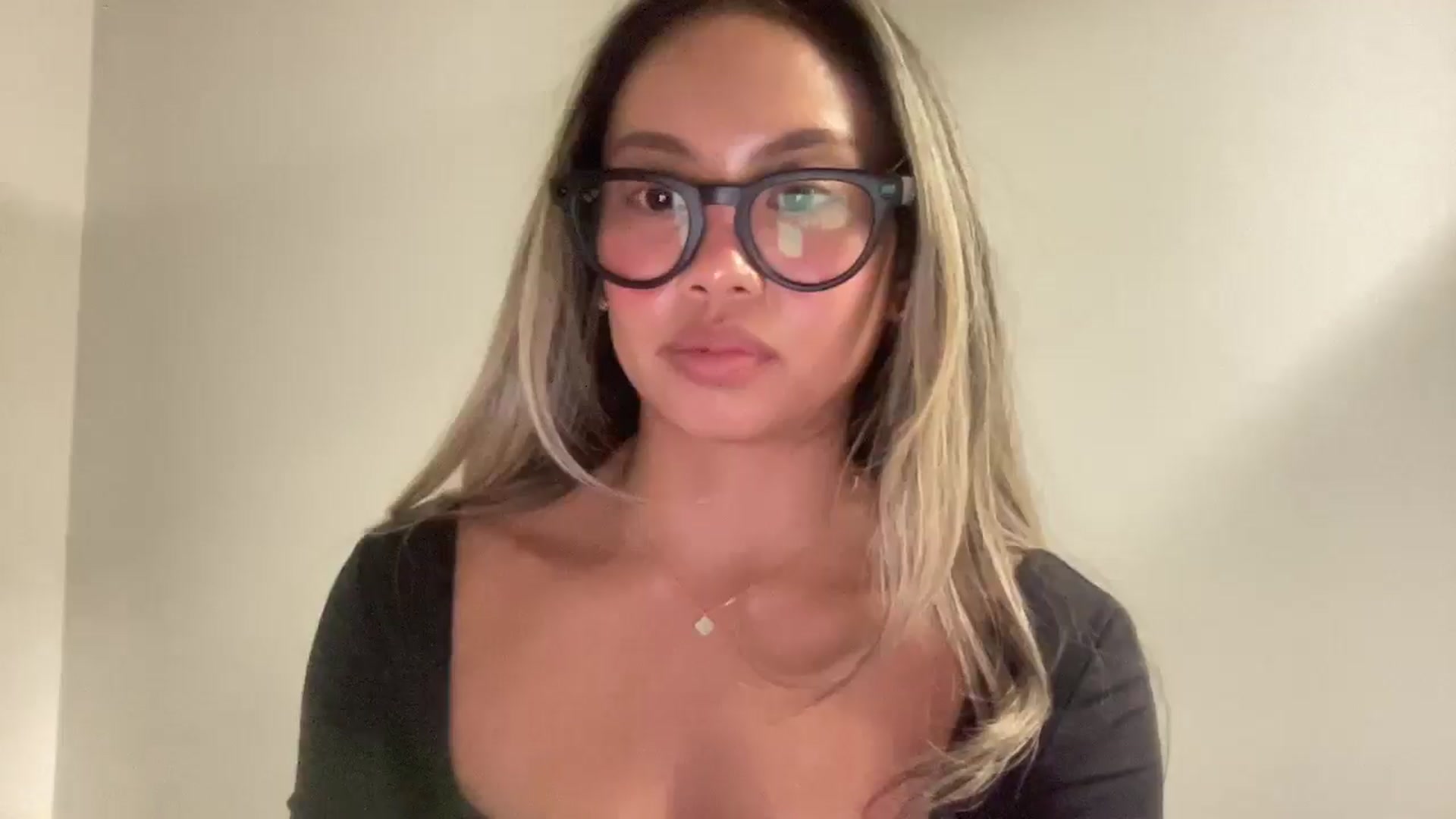 UrBabyGirl video thumbnail