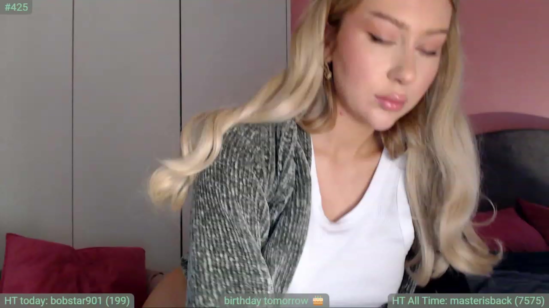 PetiteAvax video thumbnail