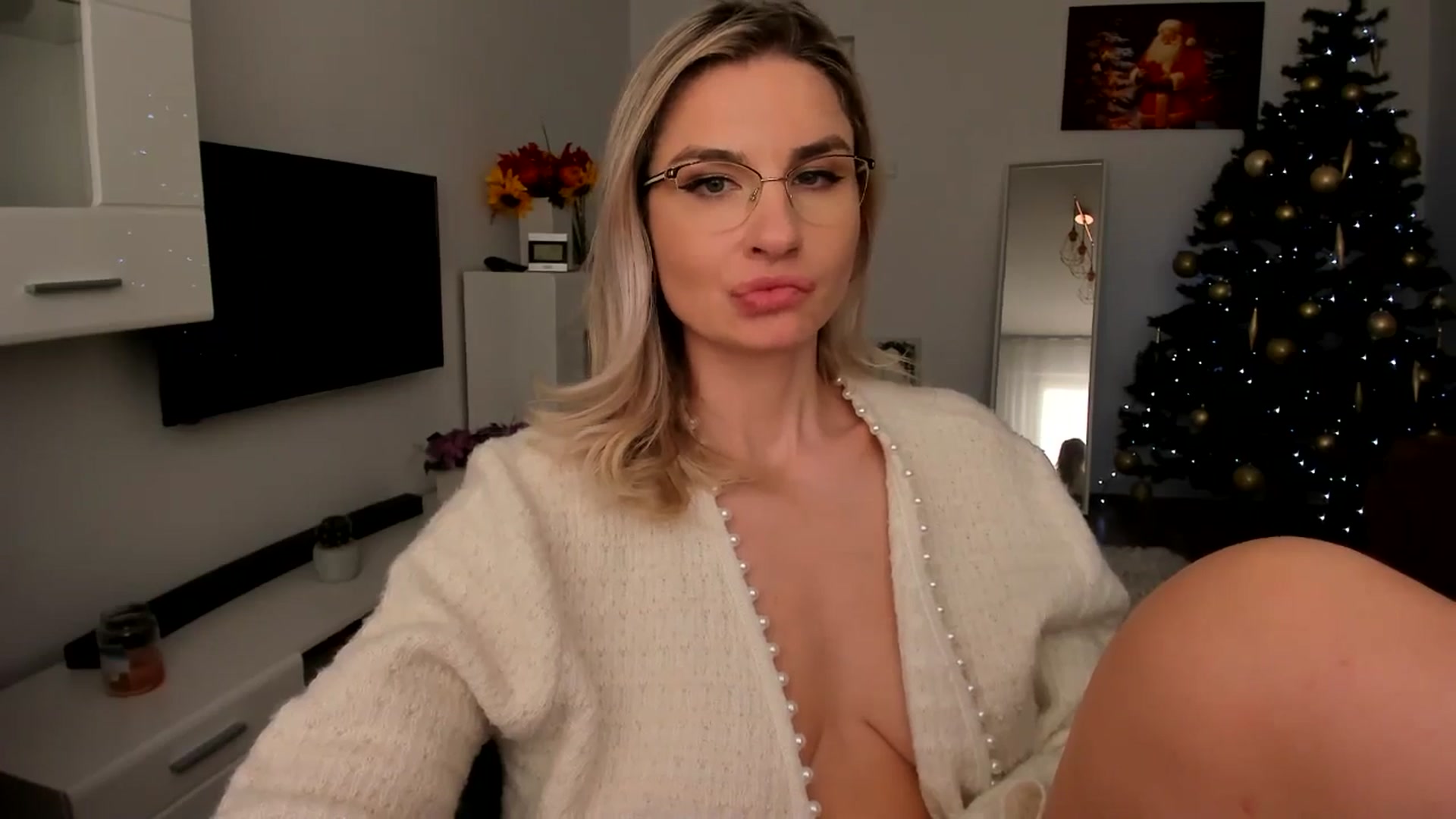 AlyMiss video thumbnail