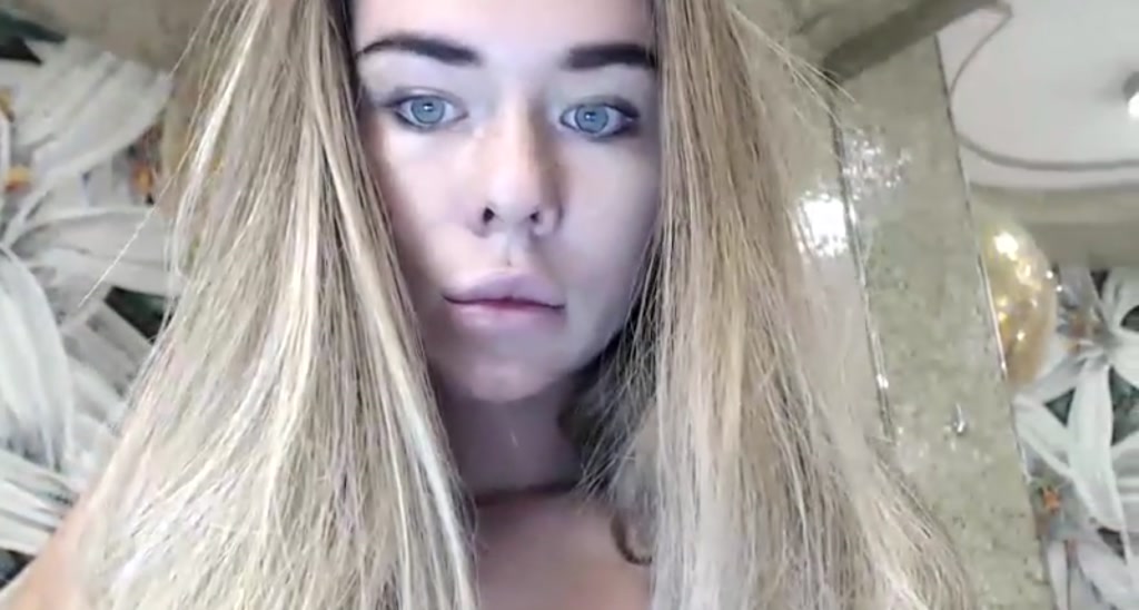 Linda_0nline video thumbnail
