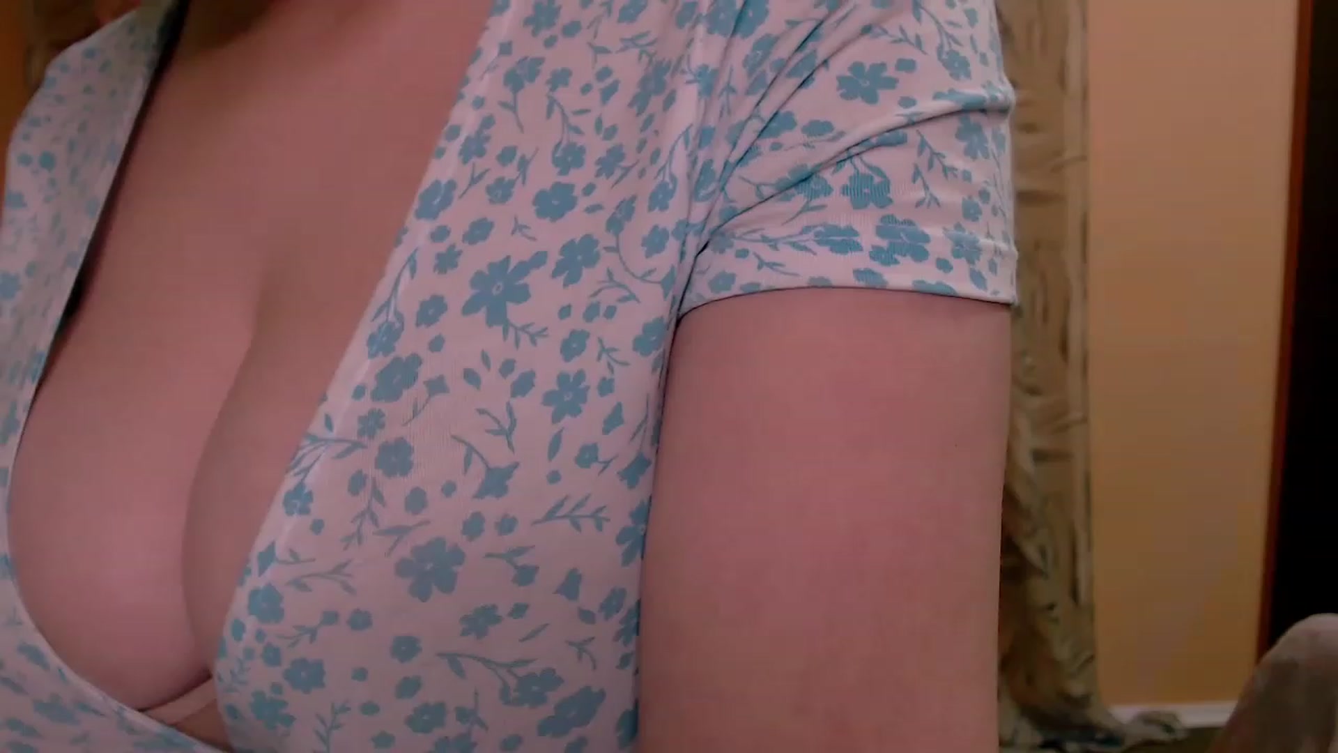 MeganFoxxi video thumbnail