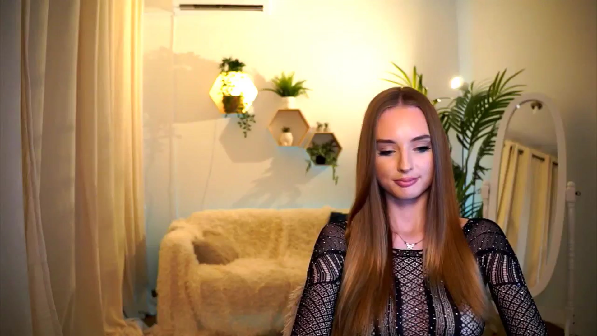 petitegonwild video thumbnail