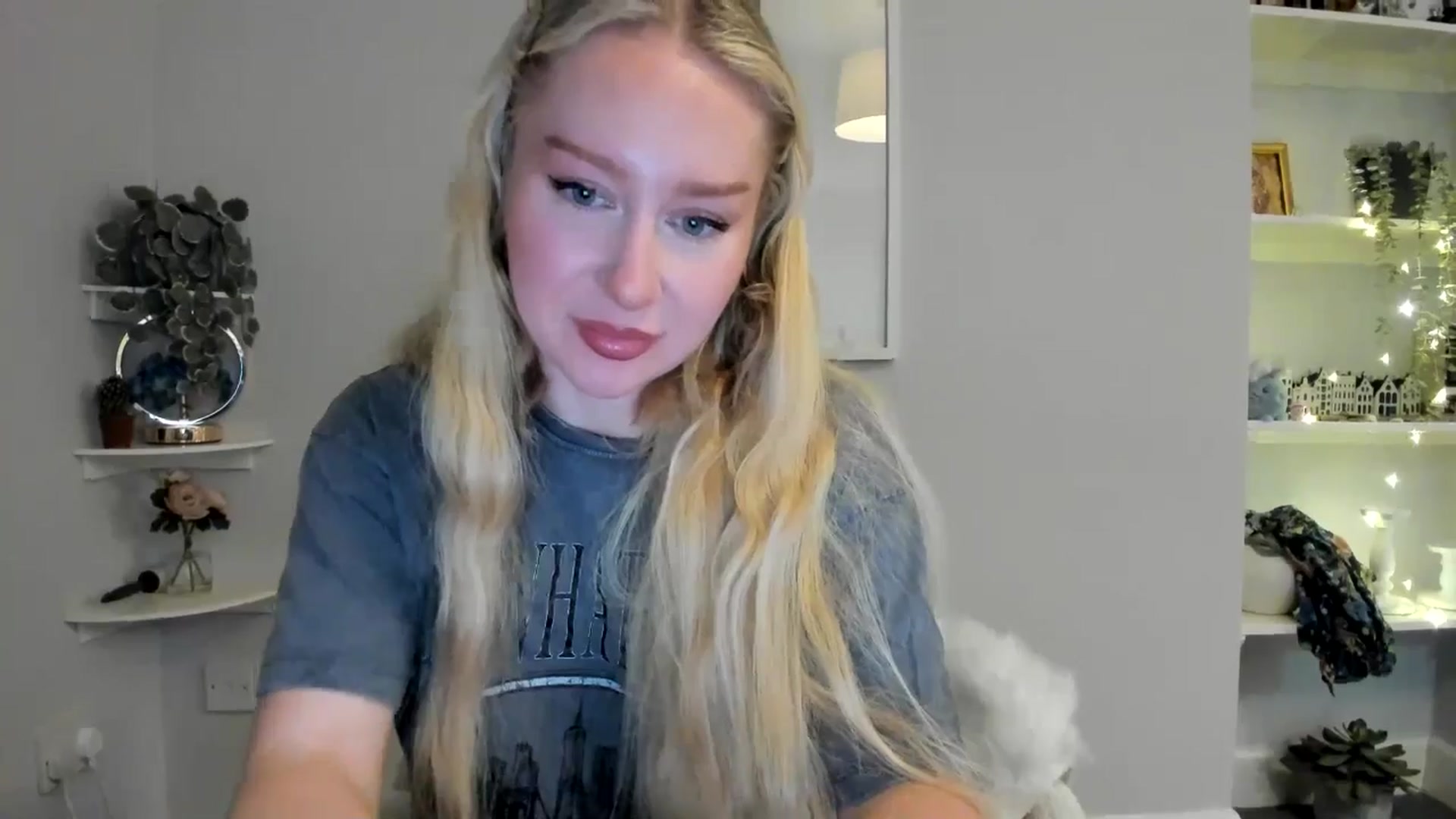 AvaCutie video thumbnail