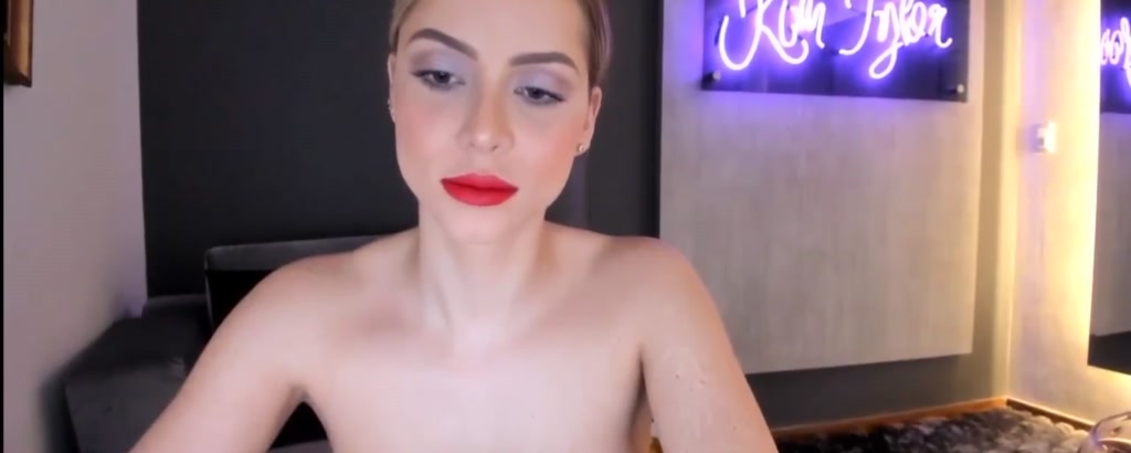 Kimtylor_ video thumbnail