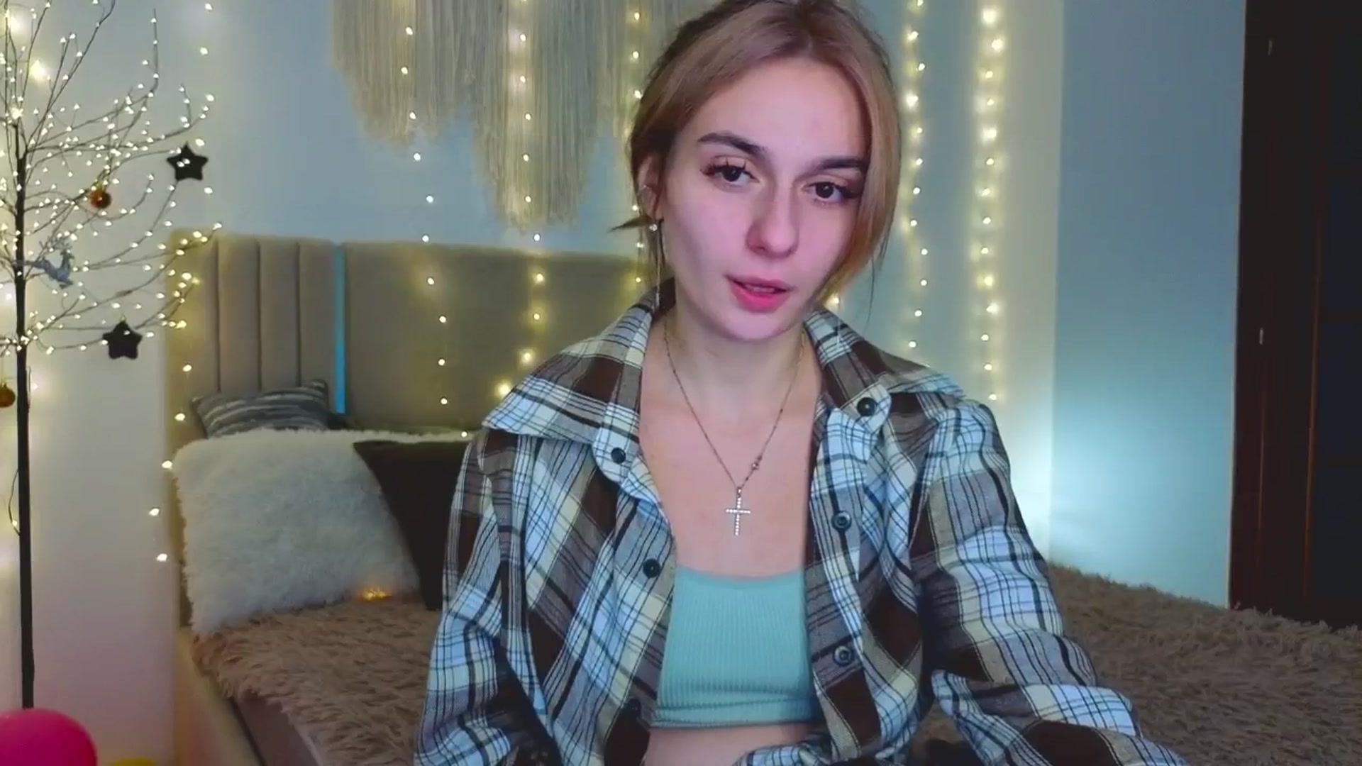 M1ss_arina video thumbnail
