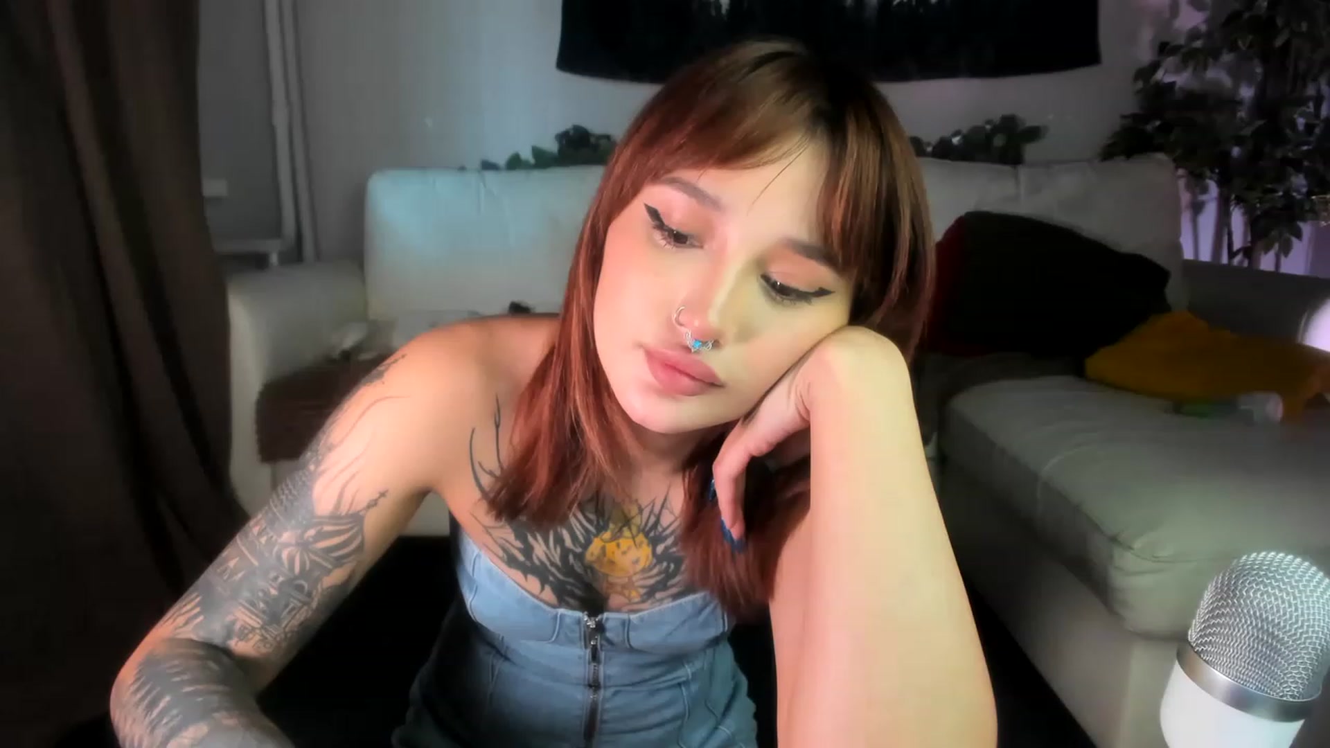 Littlewetgirl video thumbnail