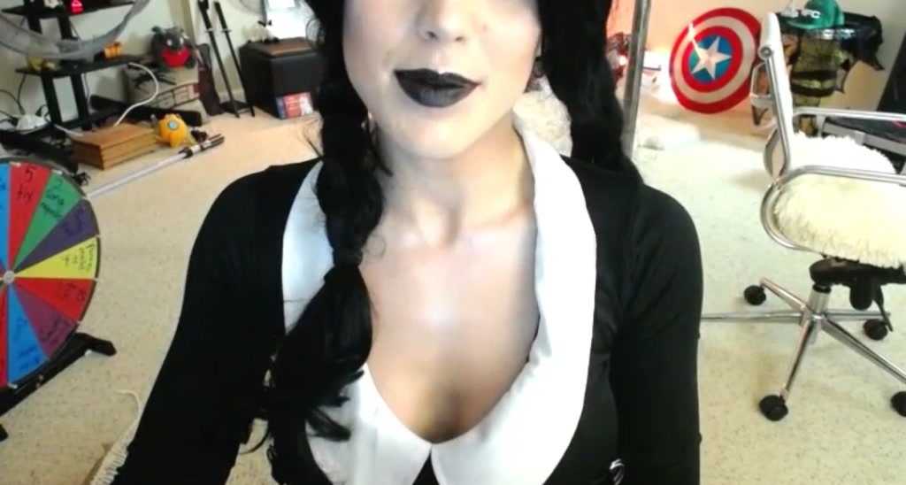 MissMolly video thumbnail
