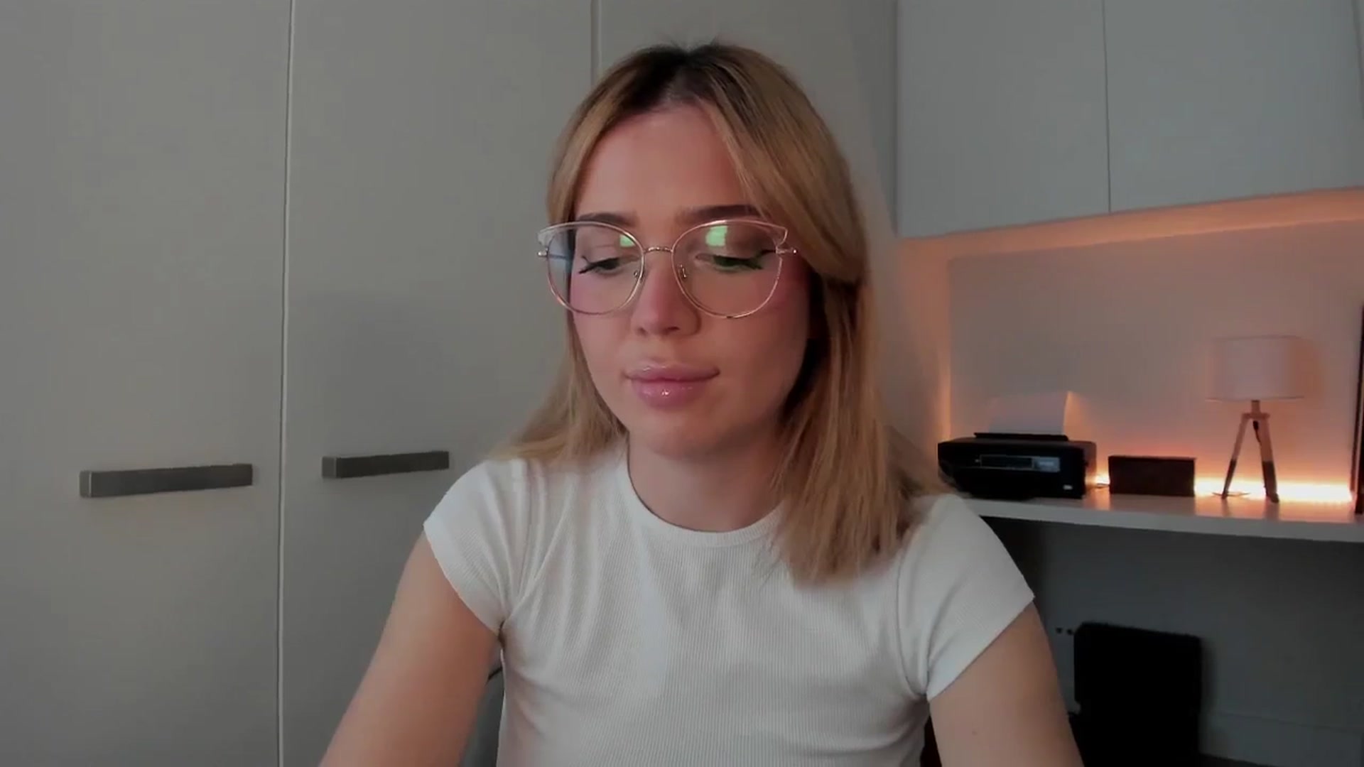 Annabel video thumbnail