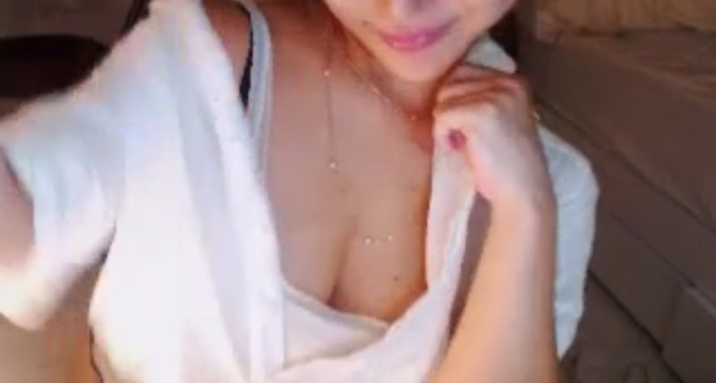 xxSWEETYxx video thumbnail