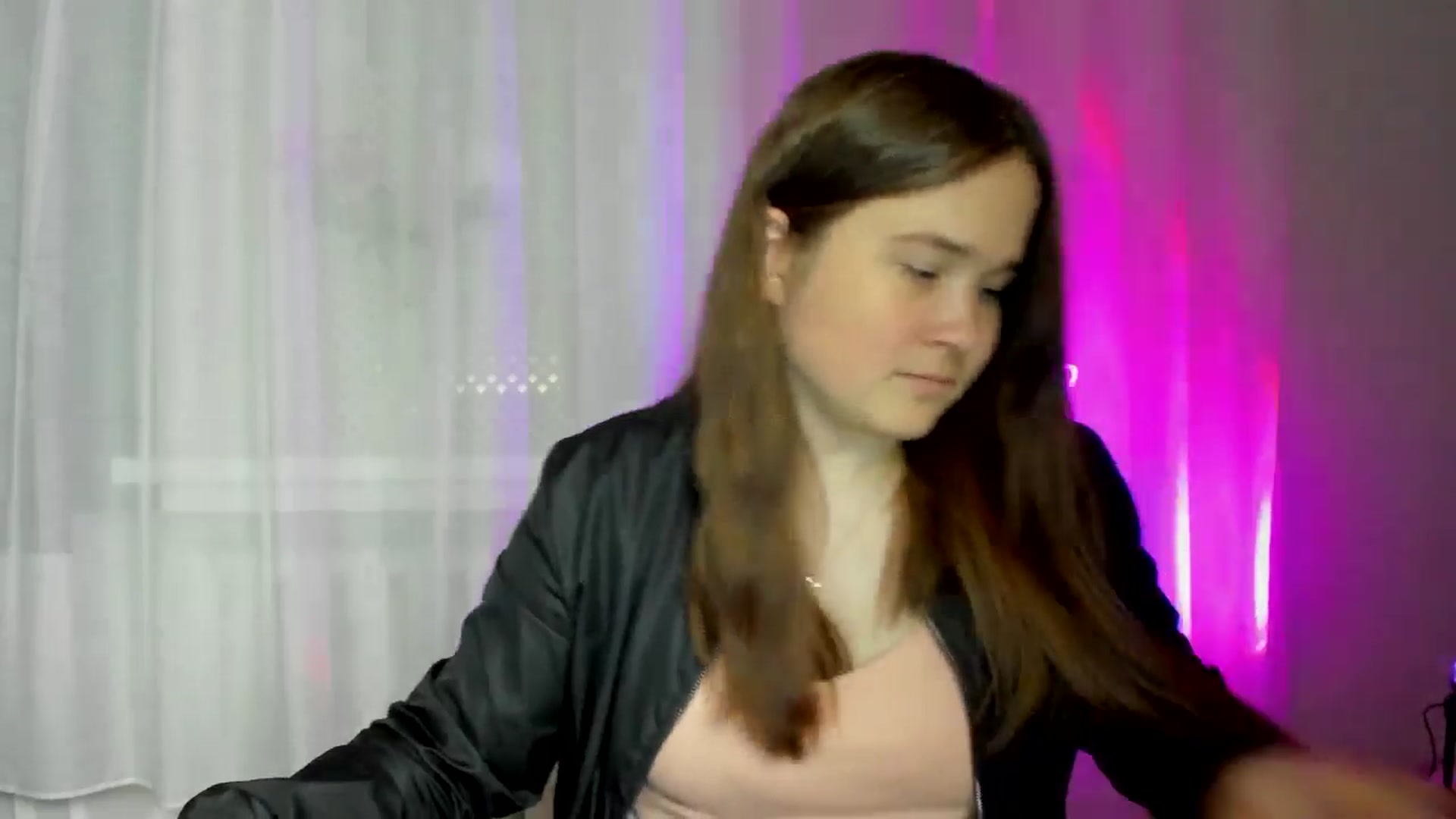 IsabellCharm video thumbnail