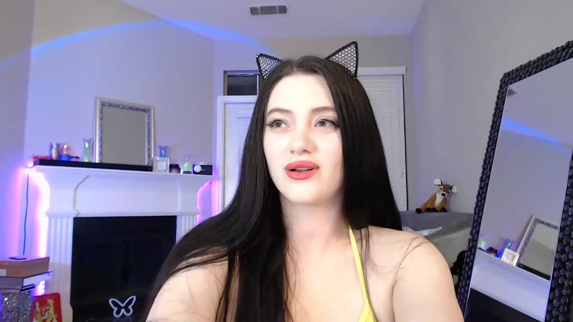 Pink_Fawnnie_ video thumbnail