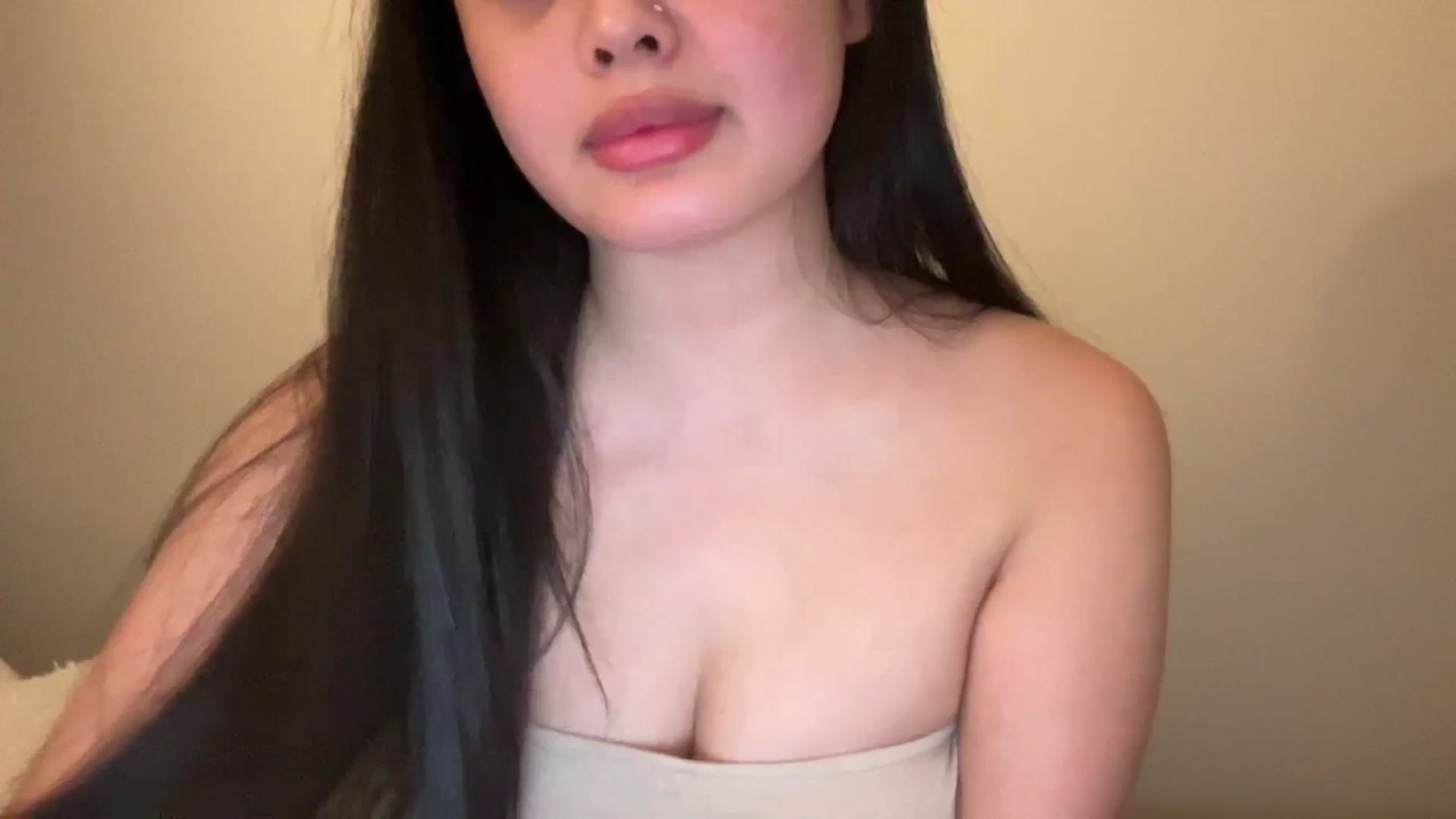 MsAkira video thumbnail