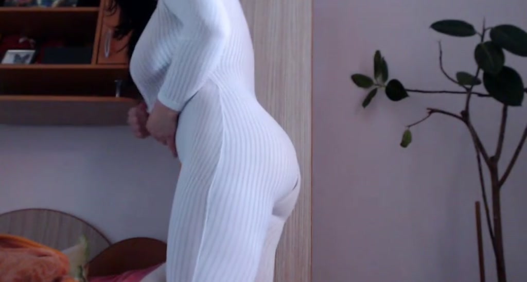 aLeDoll video thumbnail