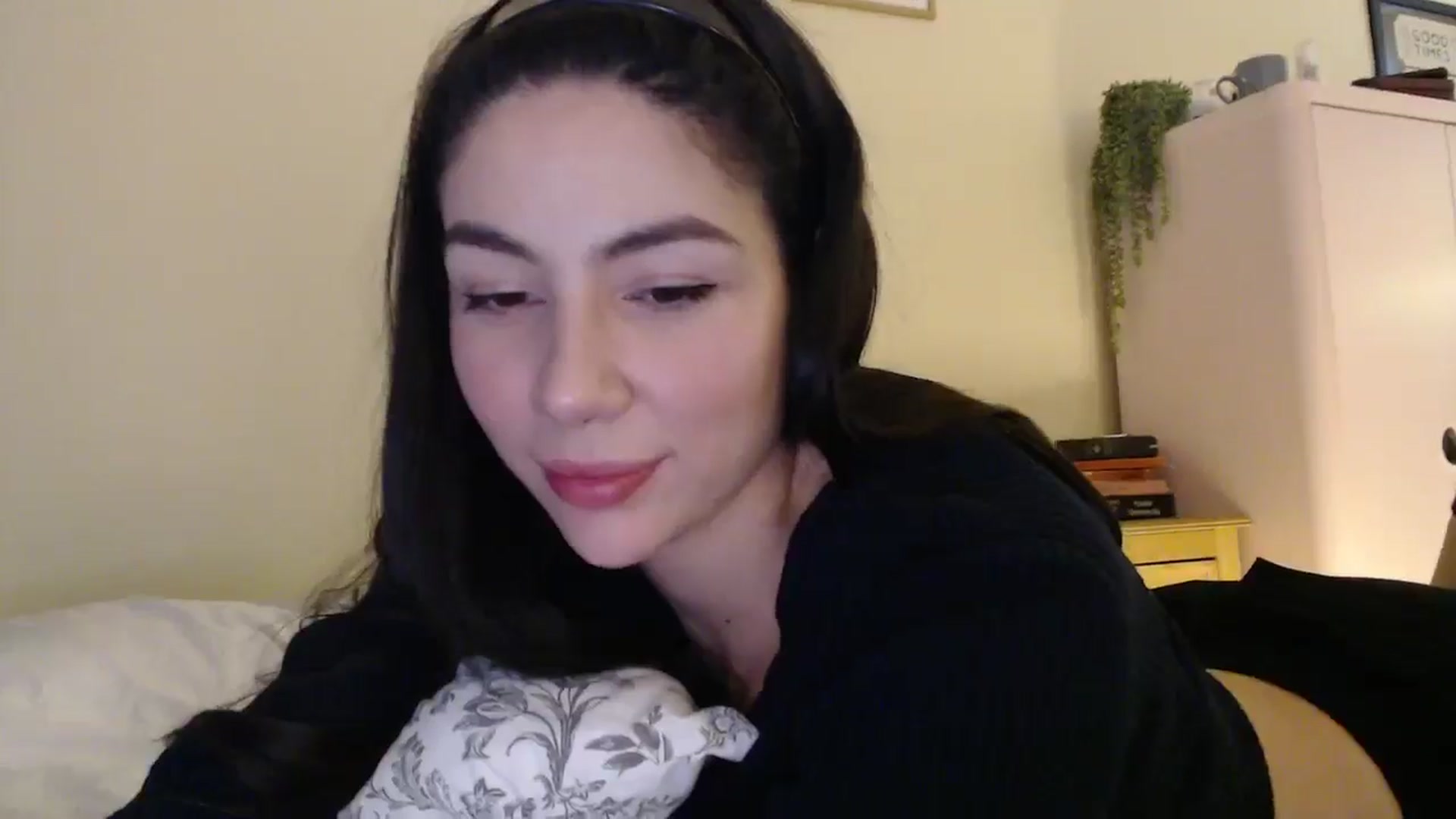 Maxine_Black video thumbnail
