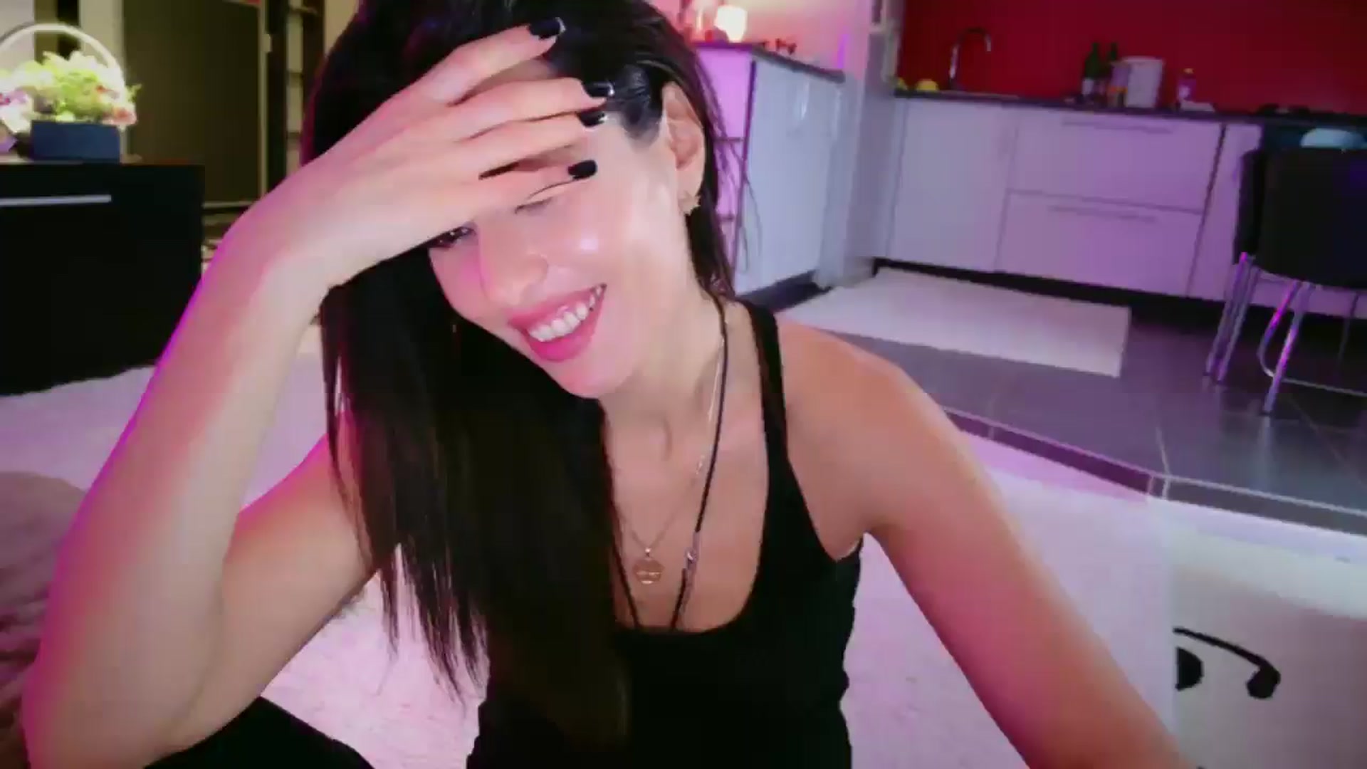 SmileyTinaa video thumbnail