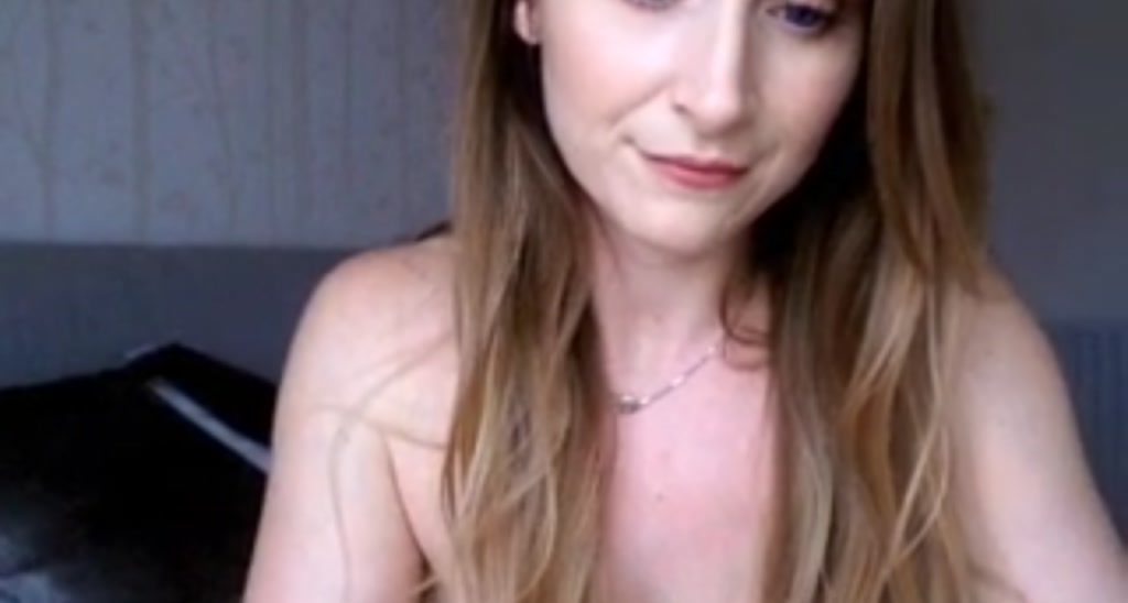 Sarah_Louise_ video thumbnail