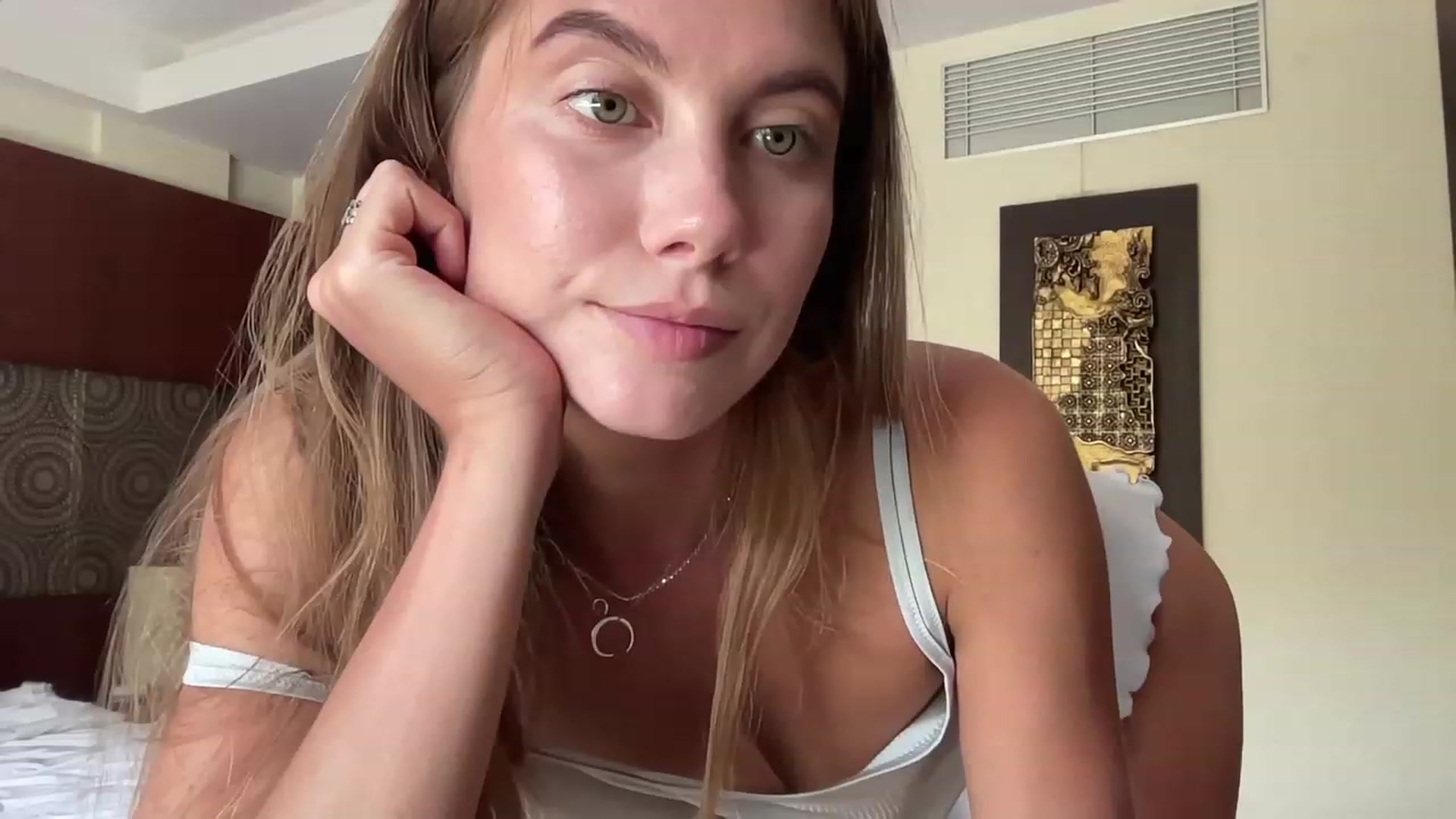 BaliSurfGirl video thumbnail