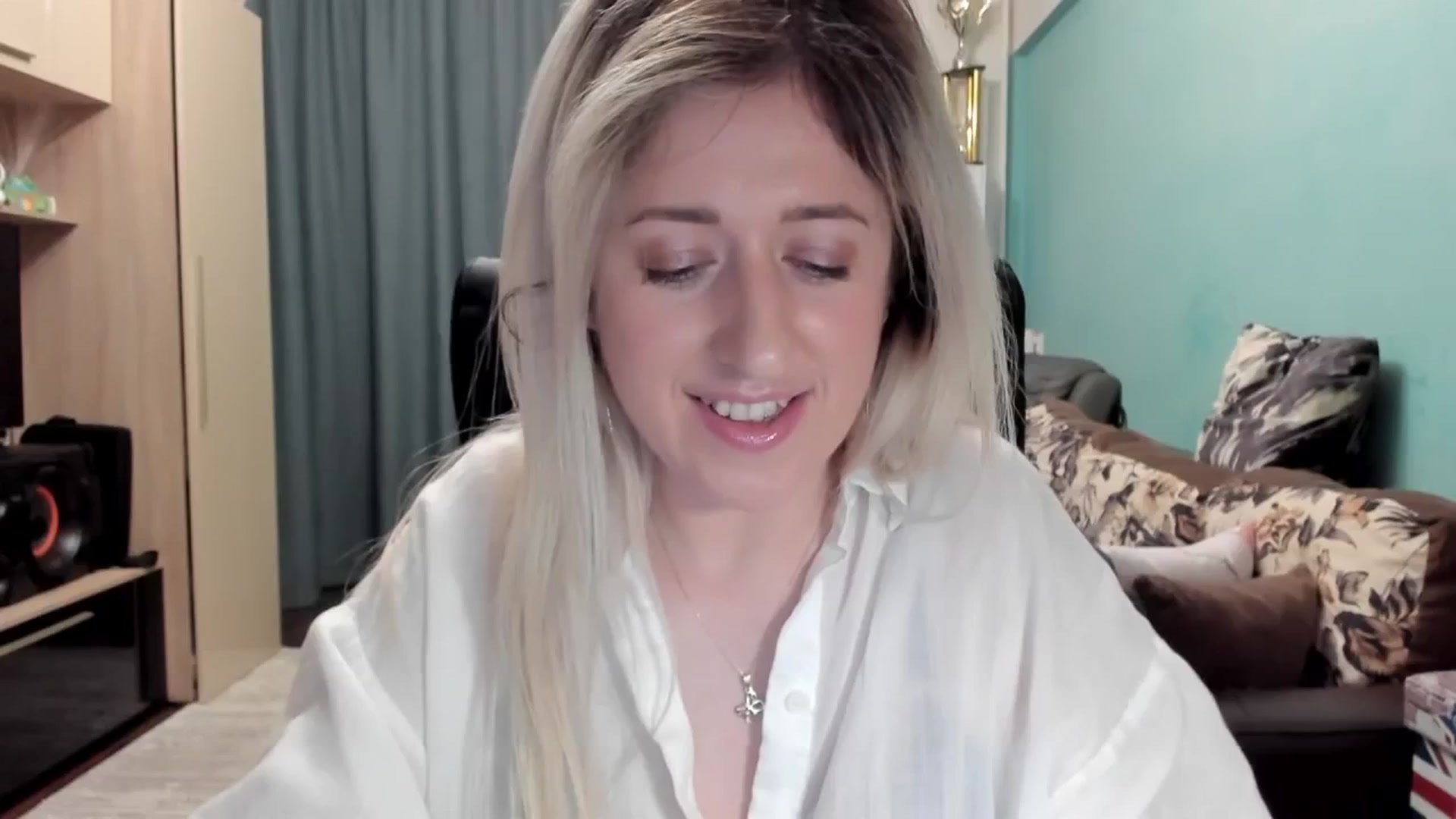SweetDelia_ video thumbnail