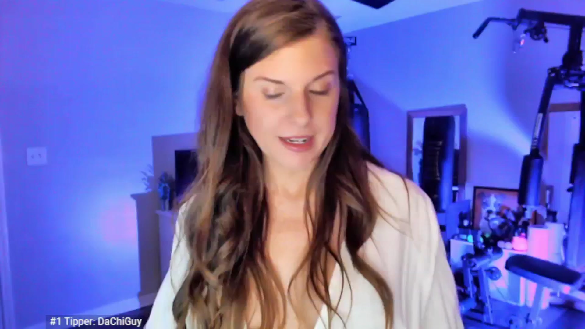 Anna__Online video thumbnail