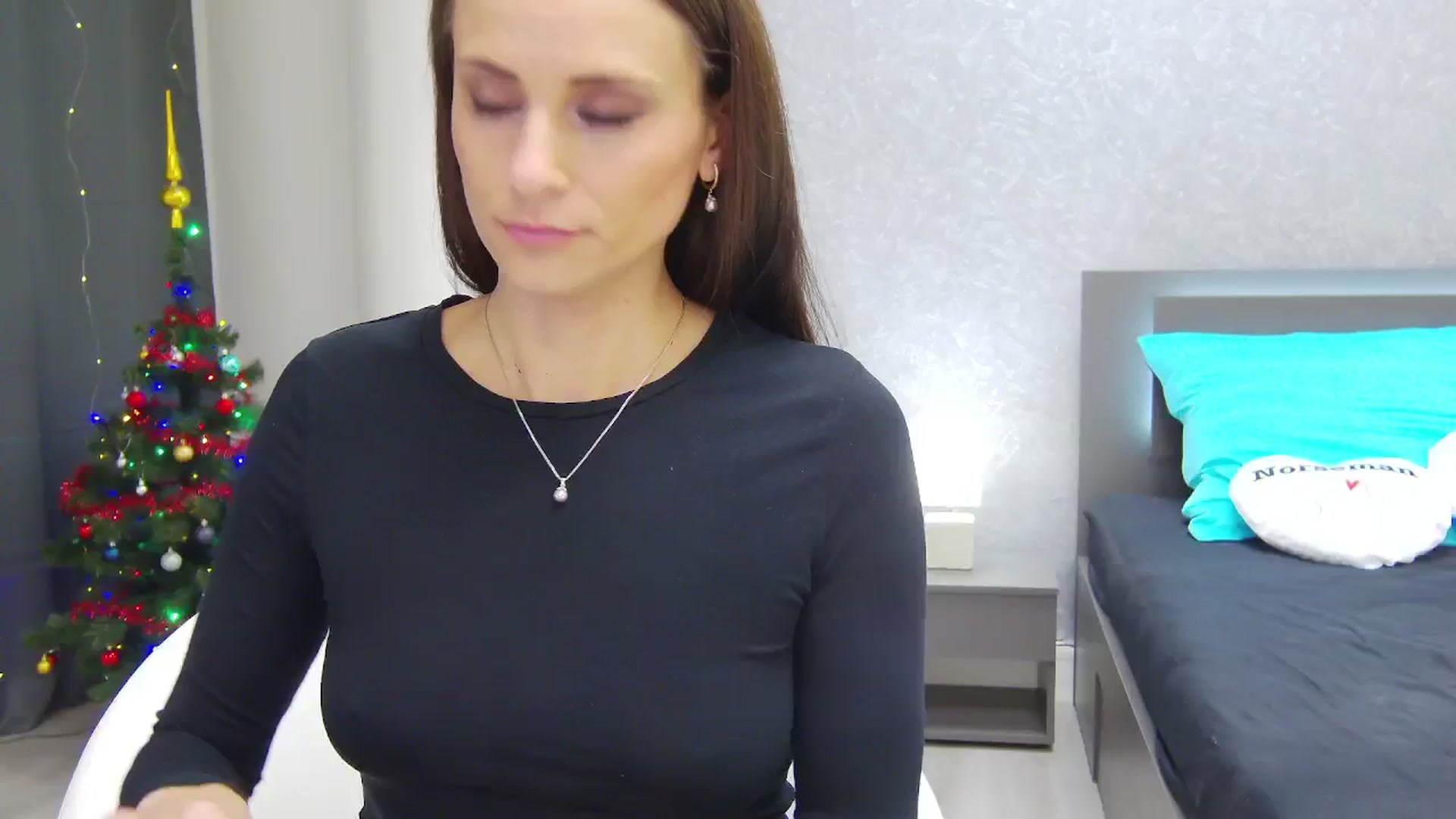 CuteSisi video thumbnail
