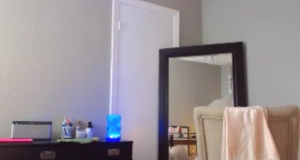 HollieCakes video thumbnail
