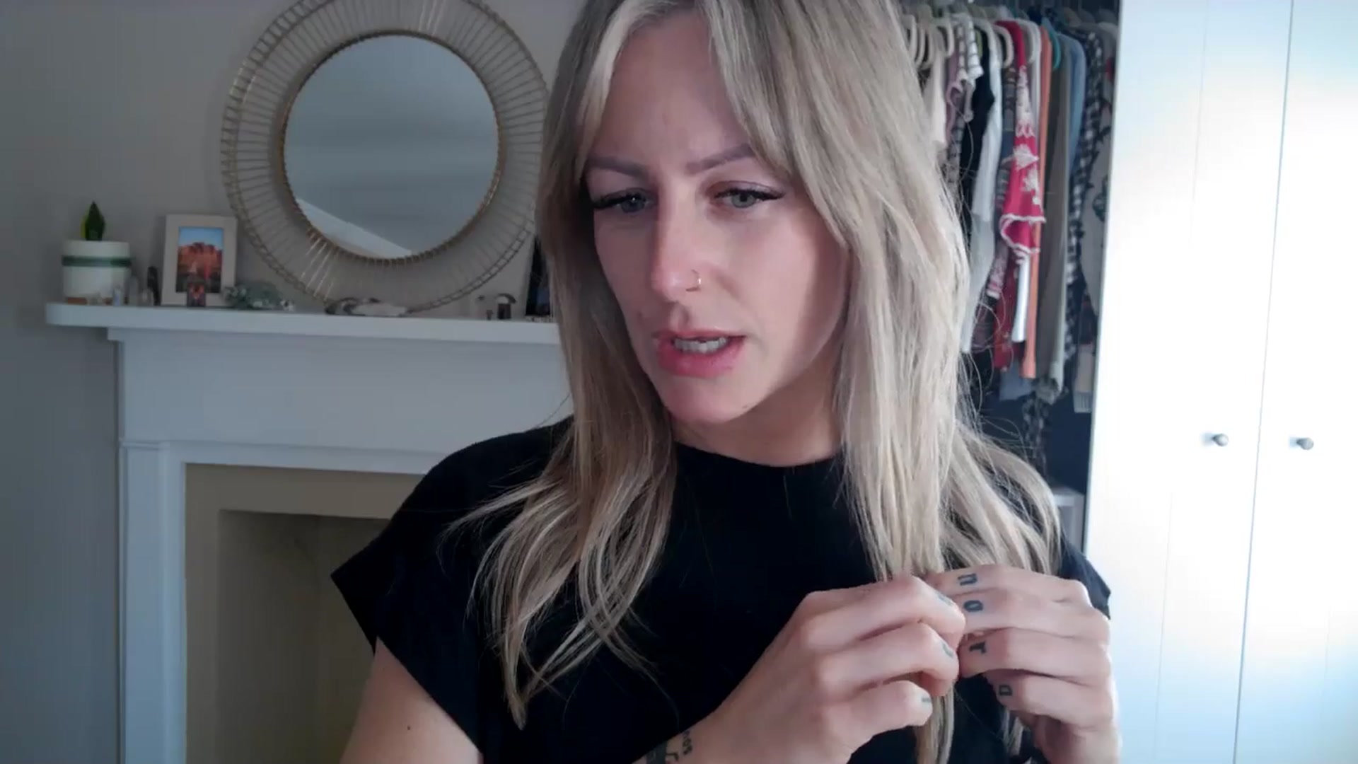 Lena_bee video thumbnail