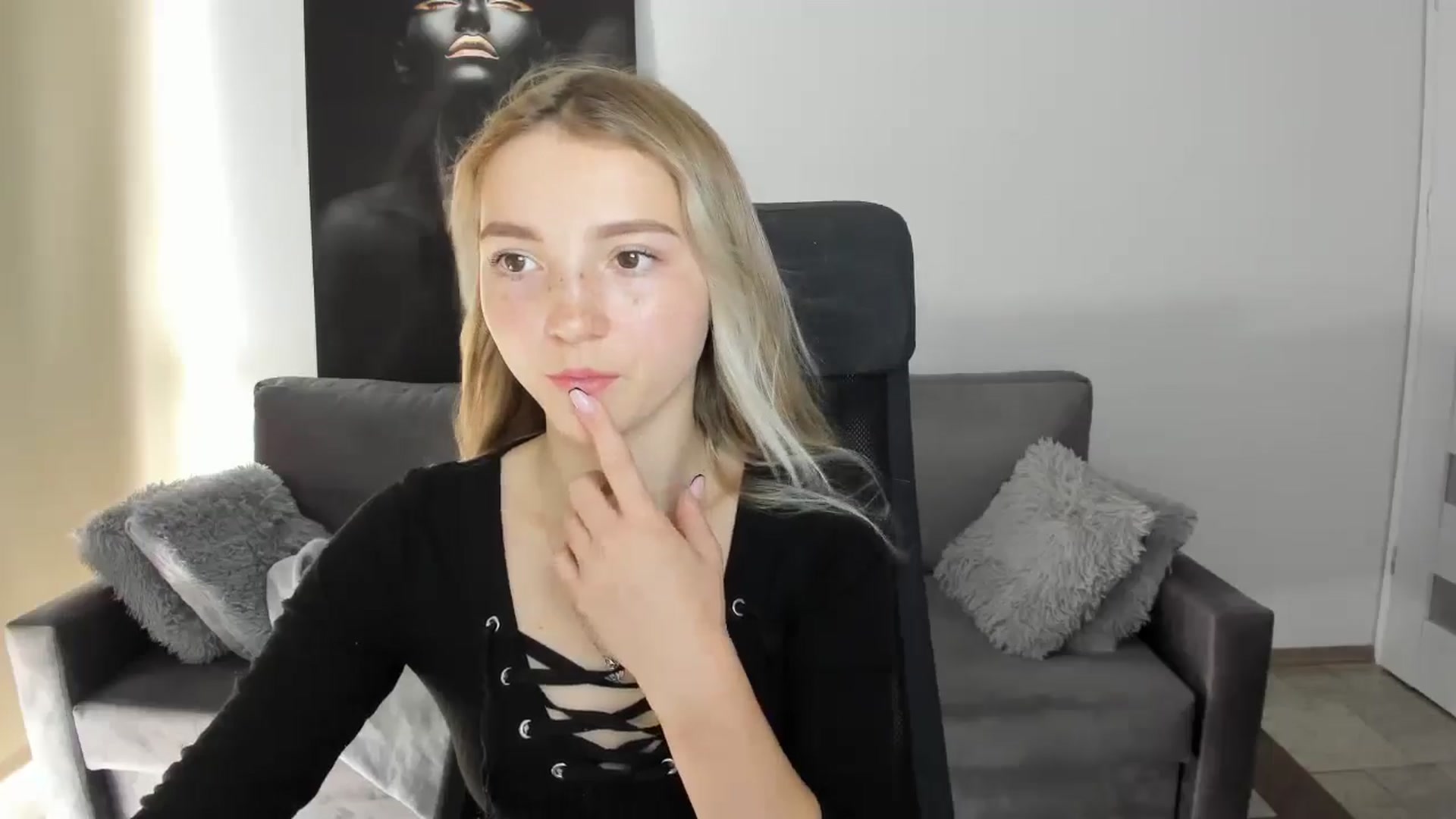Daisyy video thumbnail