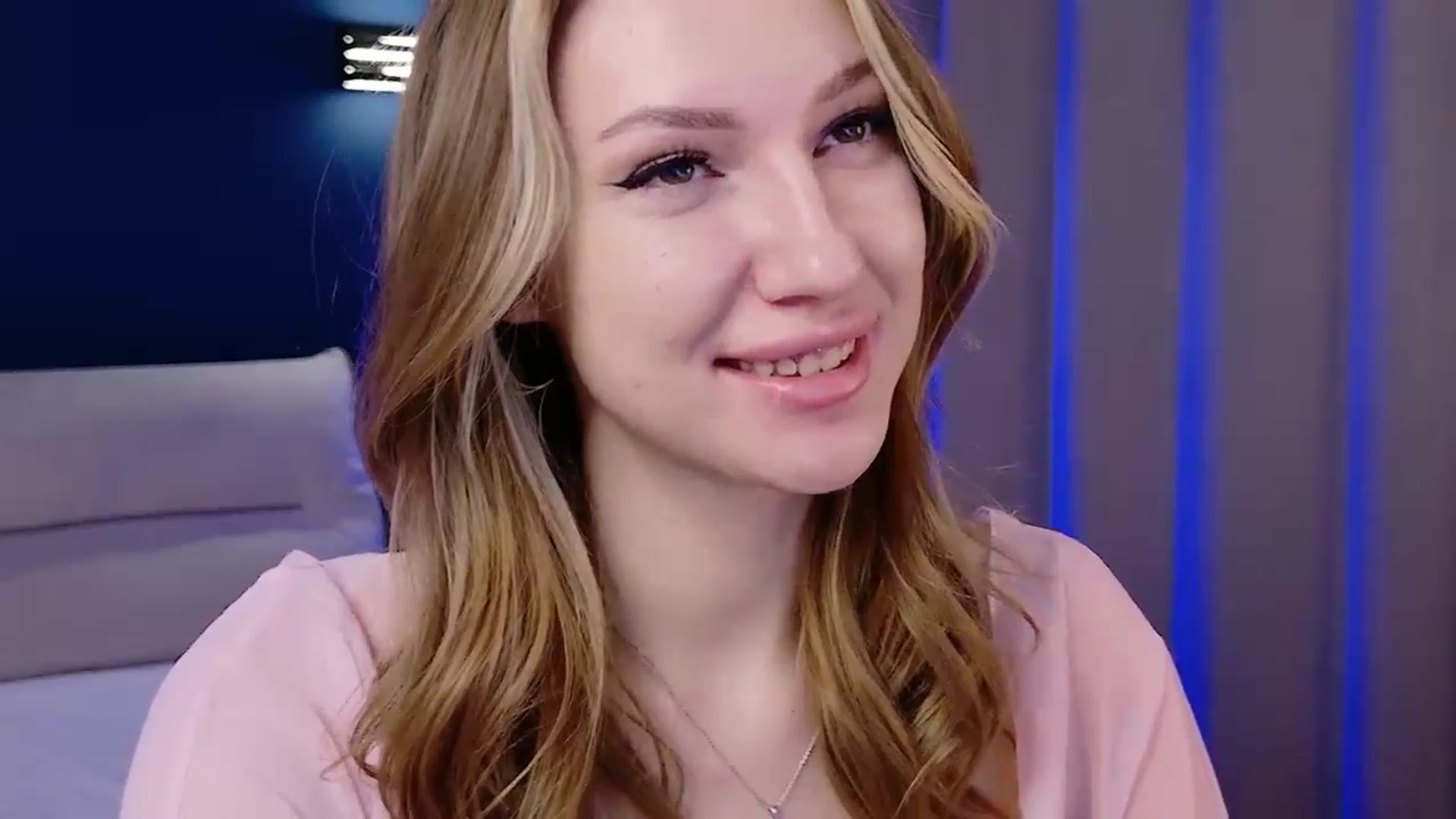 LovelyGin video thumbnail