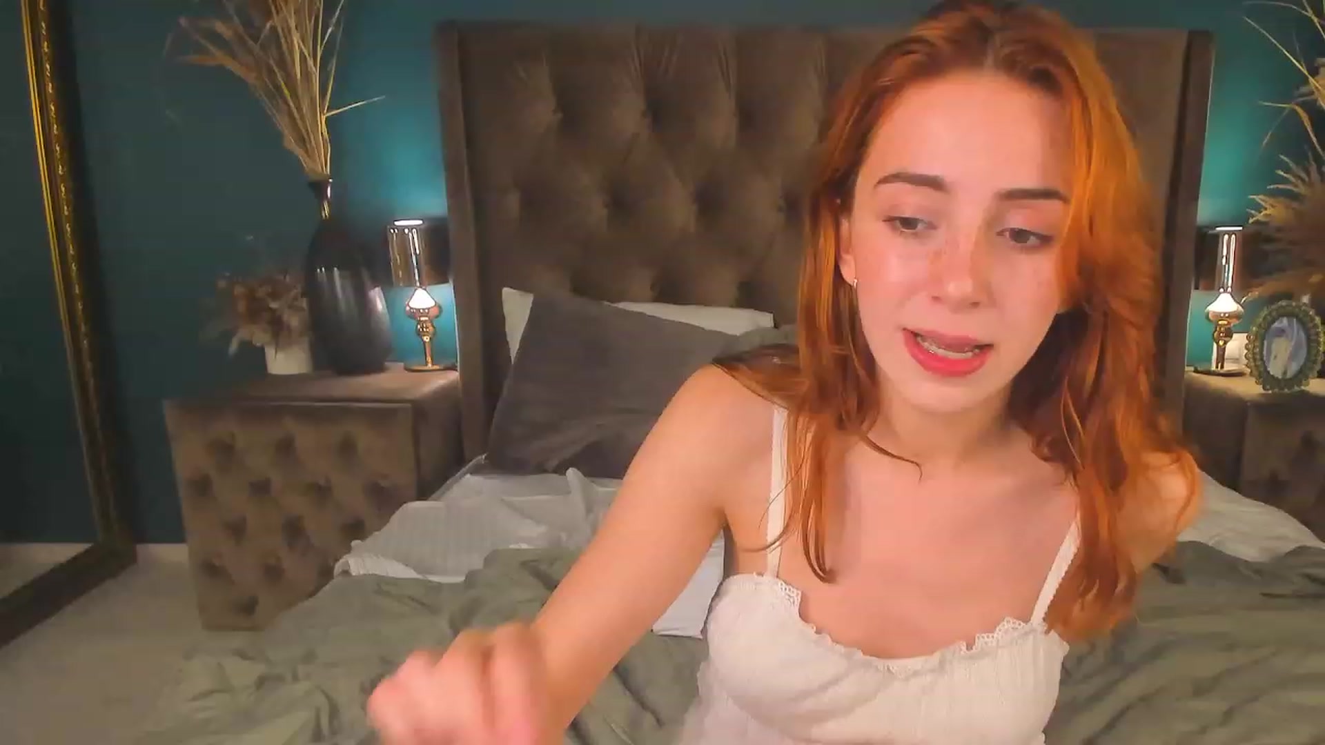 ElsaYoung video thumbnail