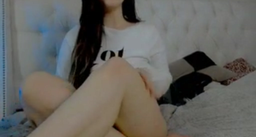 BrattyBelle video thumbnail