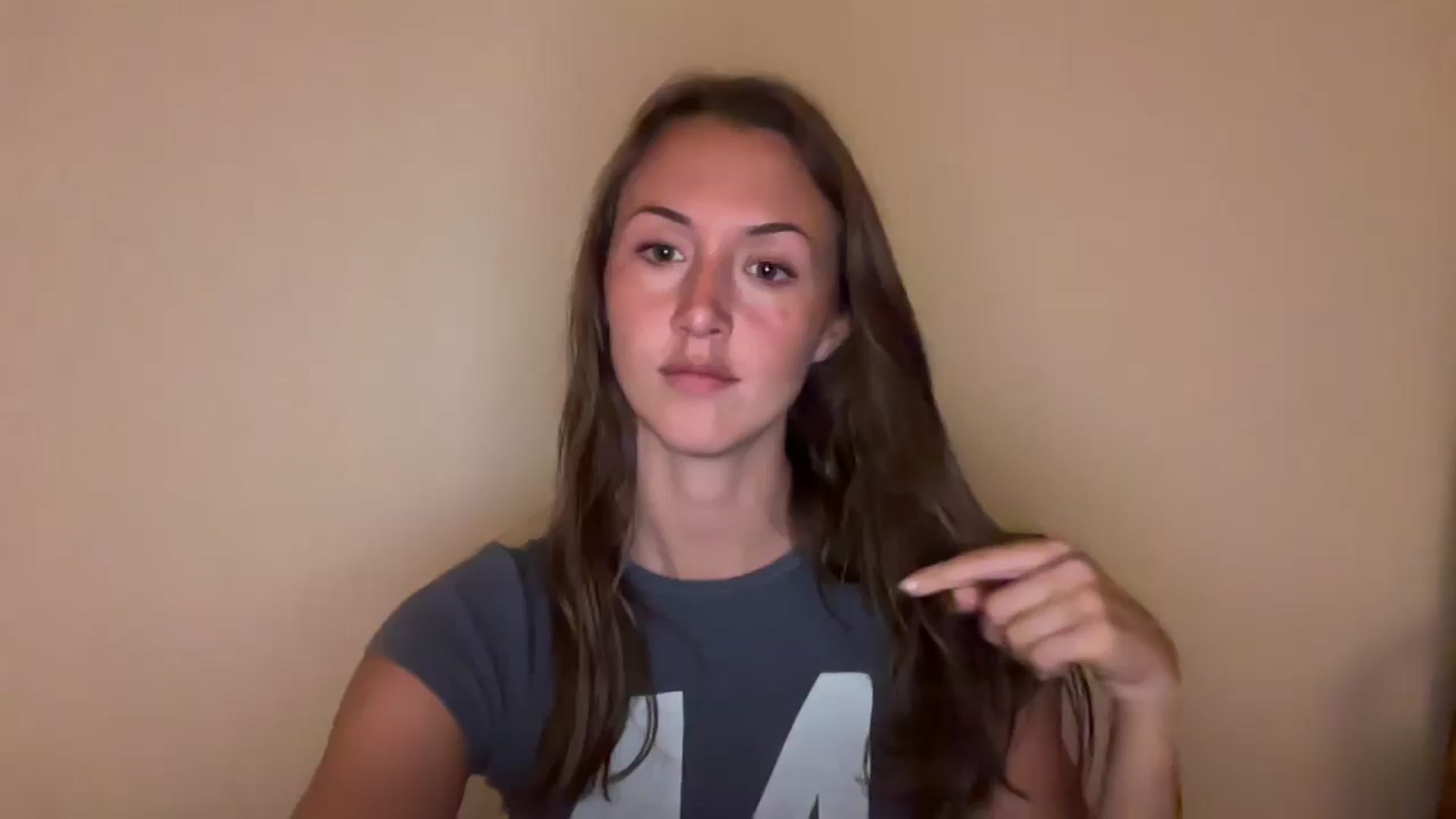 SarahBttrfly video thumbnail