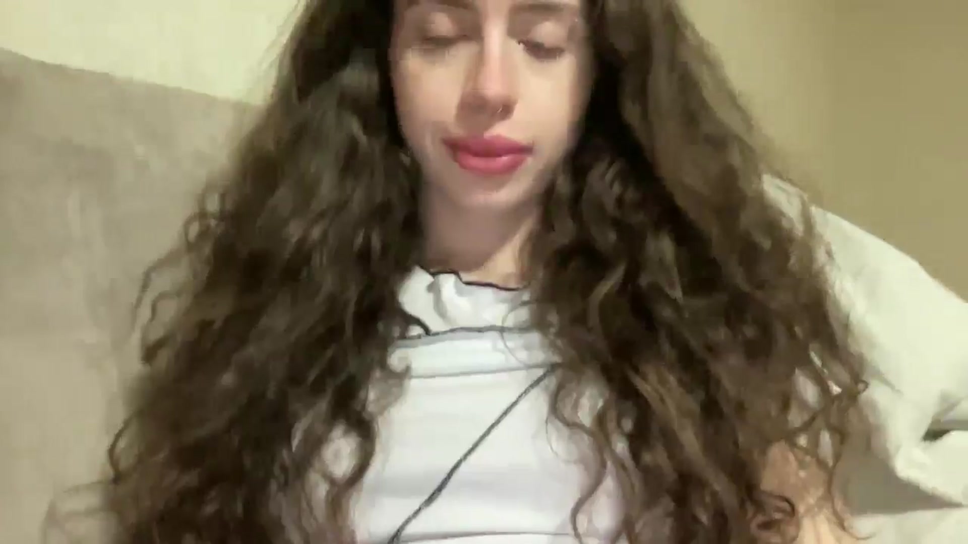 CurlyDream video thumbnail