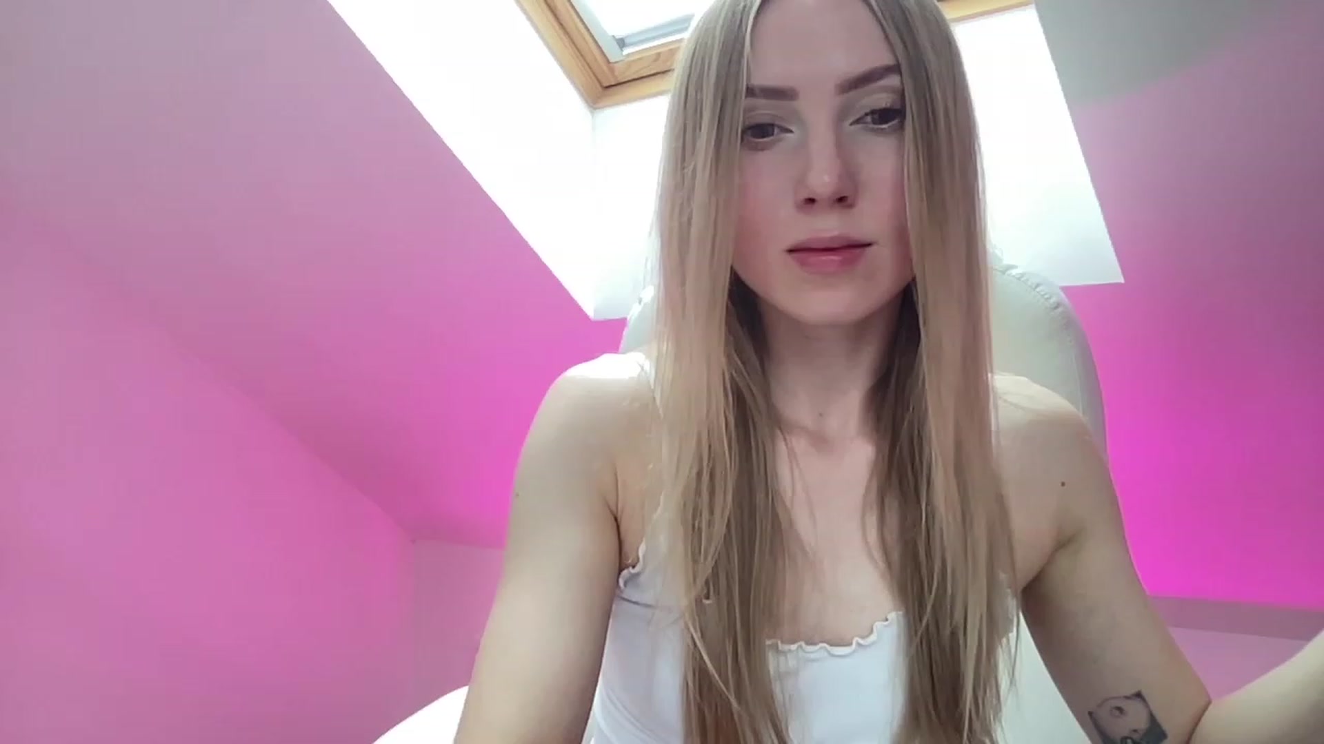MagicElfie video thumbnail