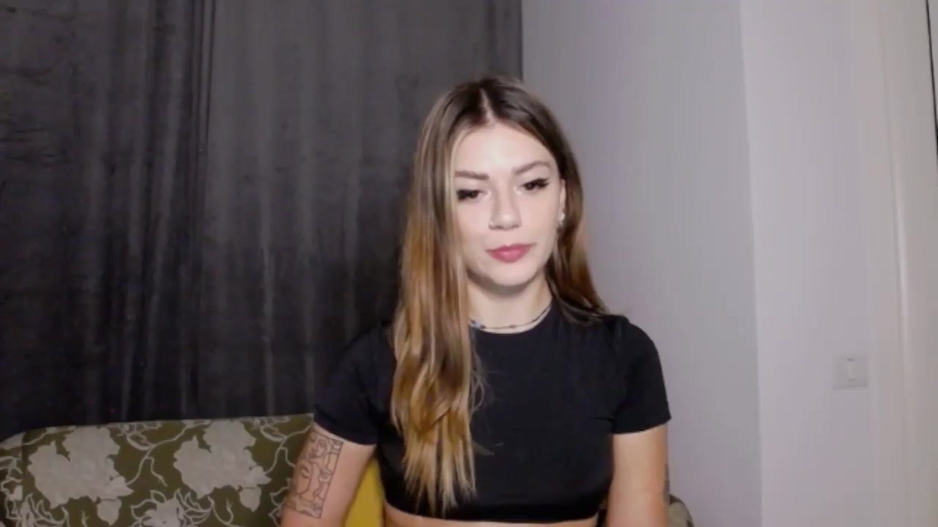 RiriBee video thumbnail