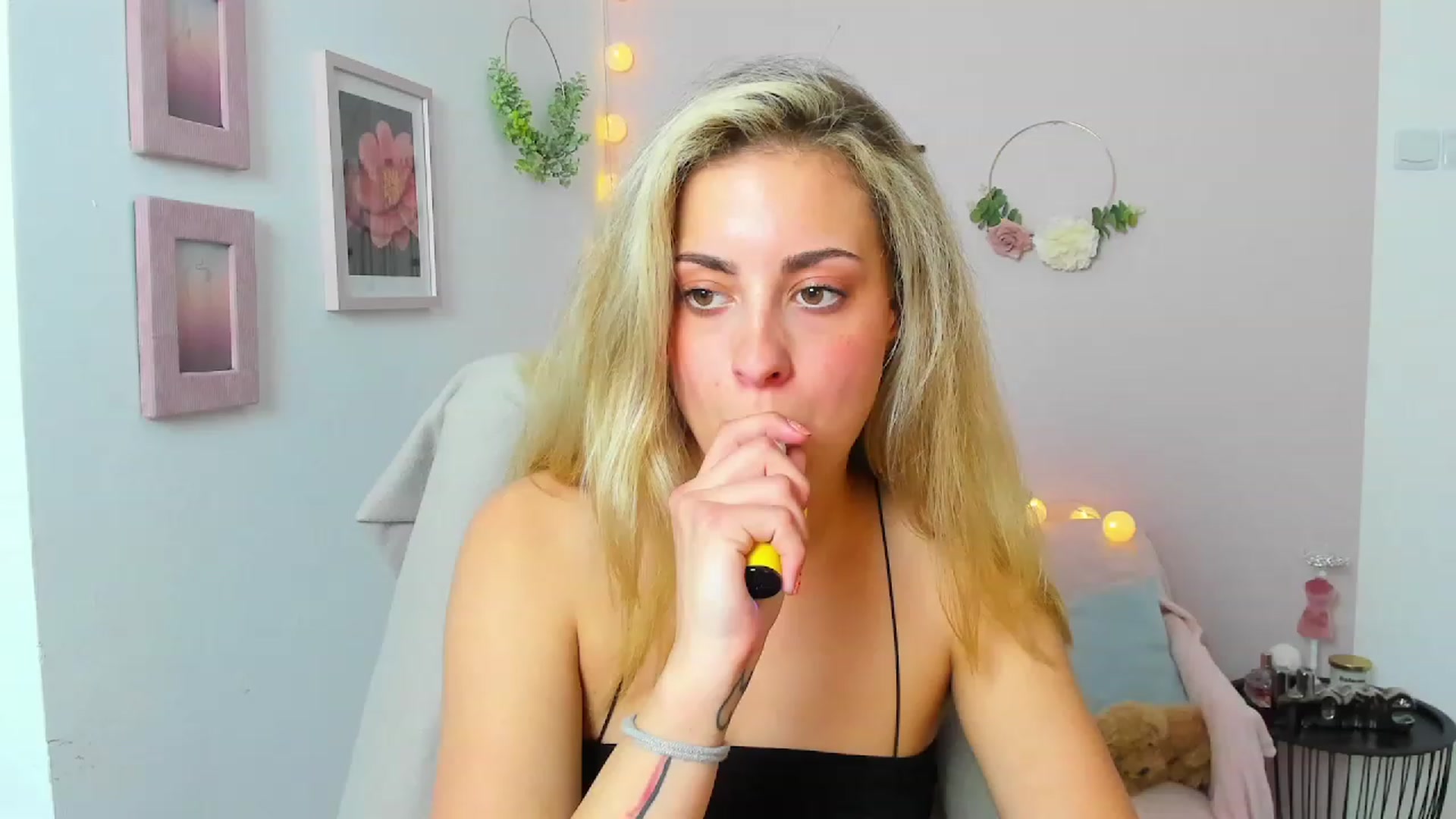 Gia_Lopez18 video thumbnail