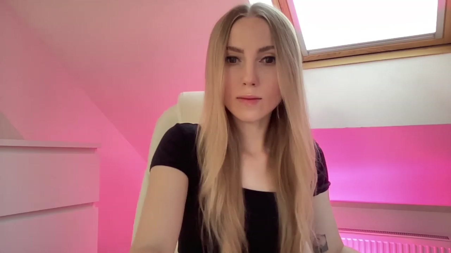 MagicElfie video thumbnail