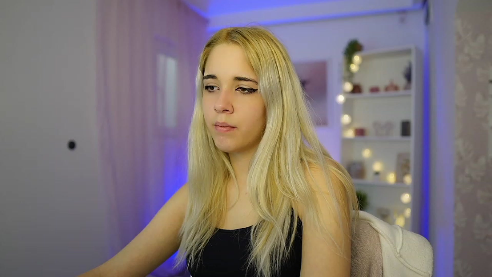 Katie_Kush18 video thumbnail