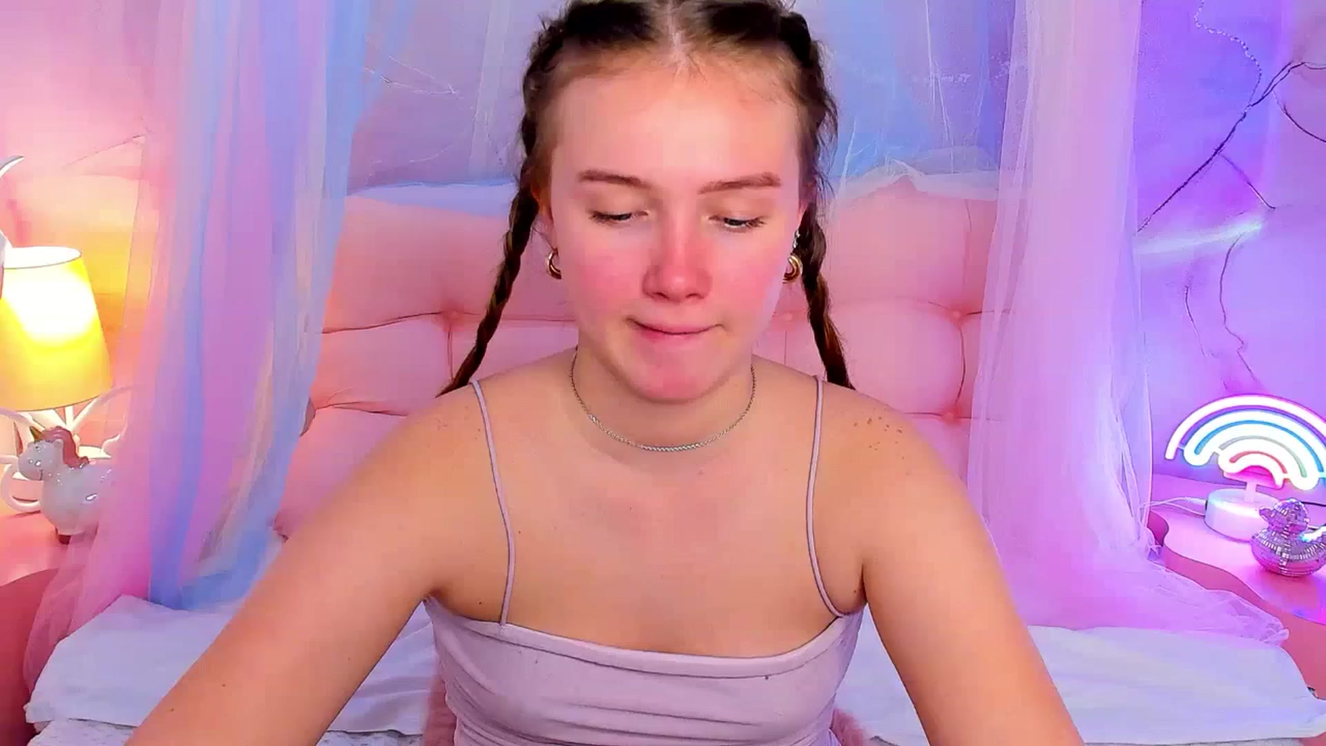 Beatrizz video thumbnail