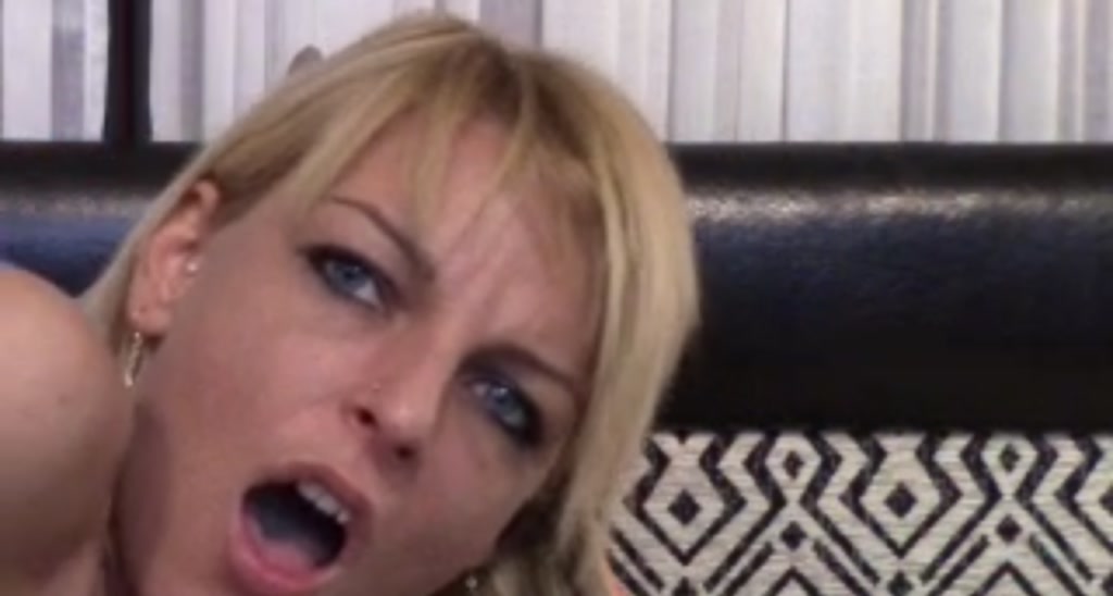 CUMONTHEGIRLS video thumbnail