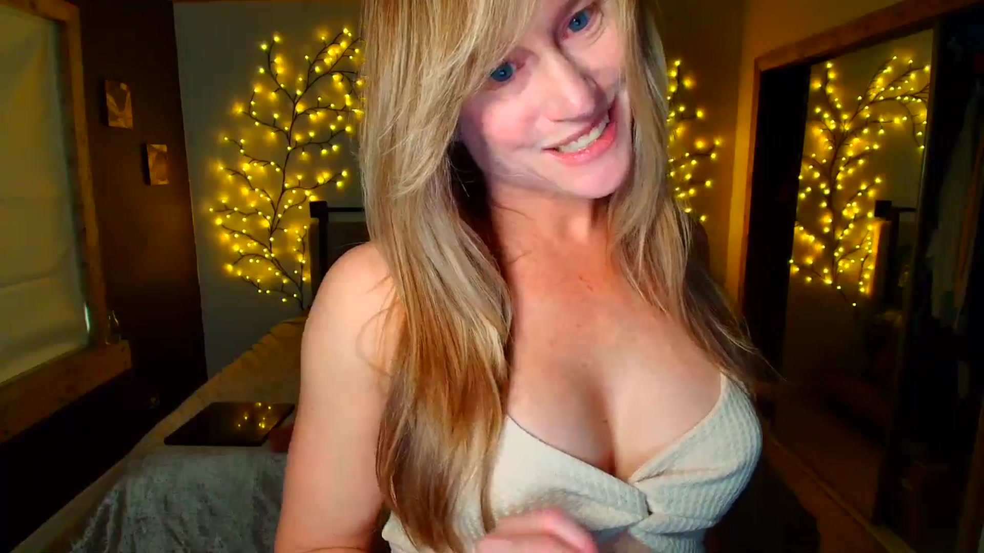 JadeAmaryllis video thumbnail