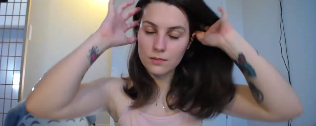 BuniBuni video thumbnail