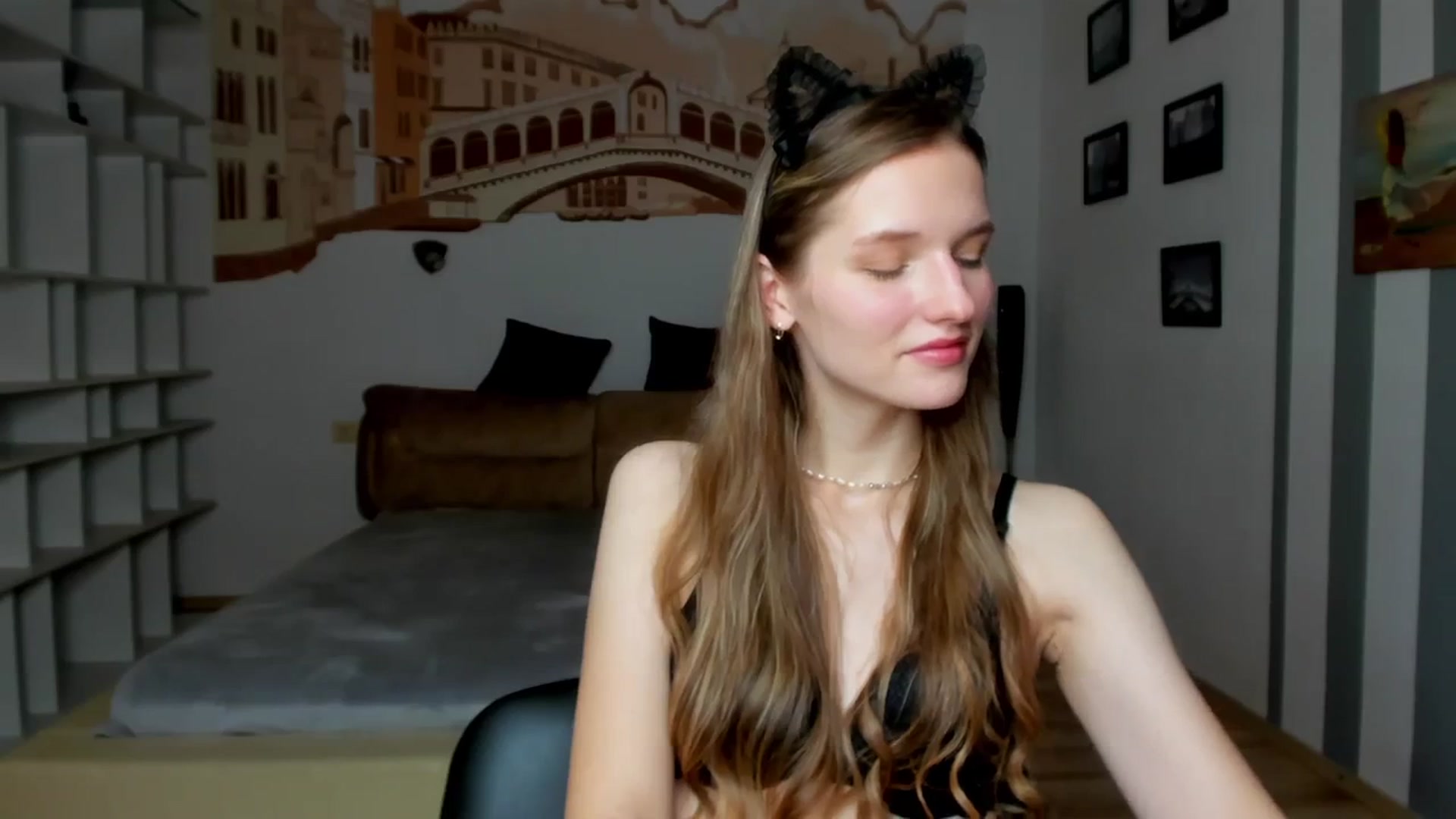 NadyaMoons video thumbnail